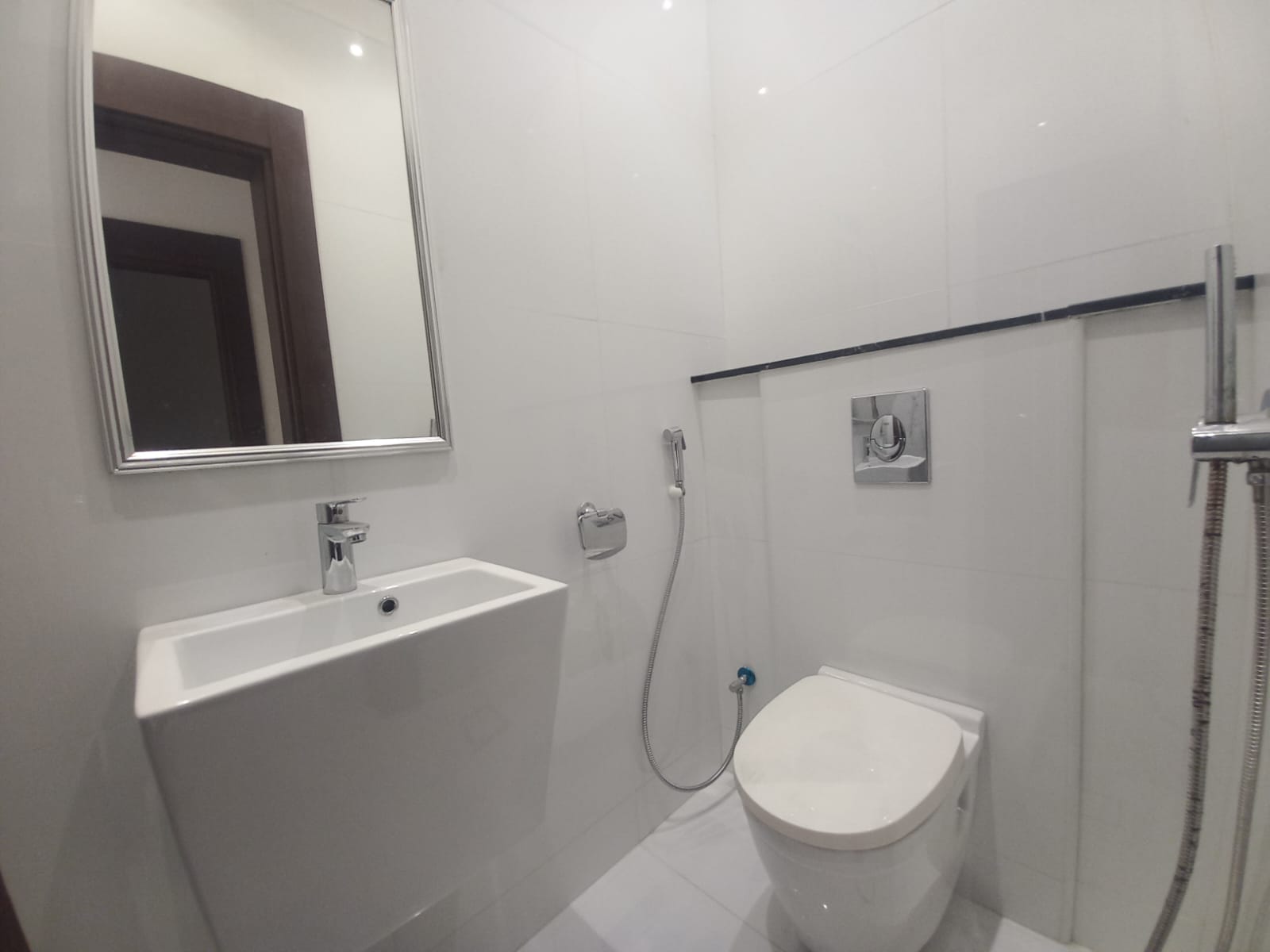 2-Bed Apartment for Rent in Al Khuwair | OMR 350/mo | Tamlik Oman thumbnail 2