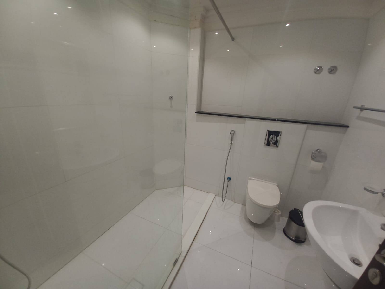 2-Bed Apartment for Rent in Al Khuwair | OMR 350/mo | Tamlik Oman thumbnail 6