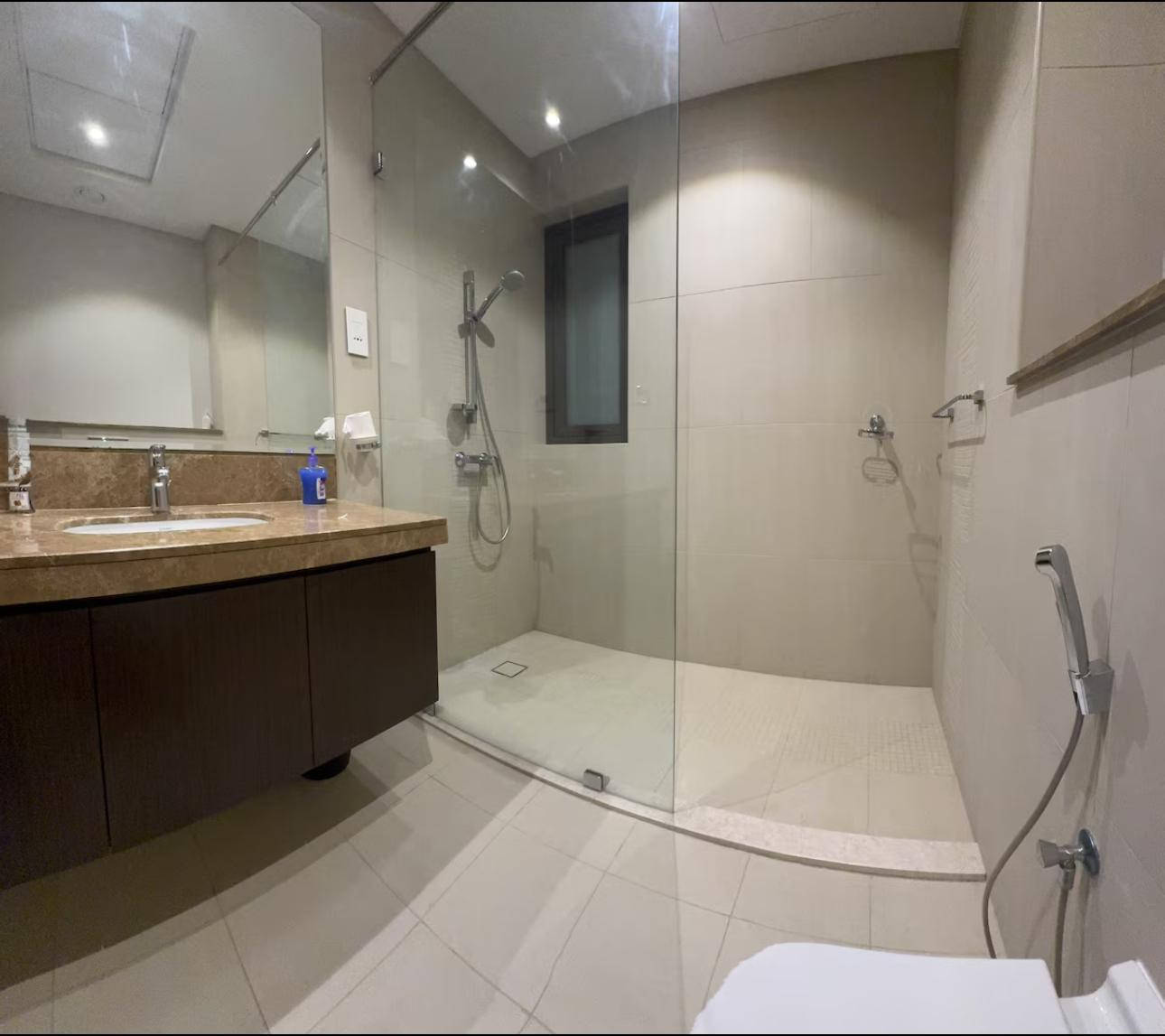 7-Bed Villa for Rent in Muscat Bay | OMR 2,000/mo | Tamlik Oman thumbnail 4