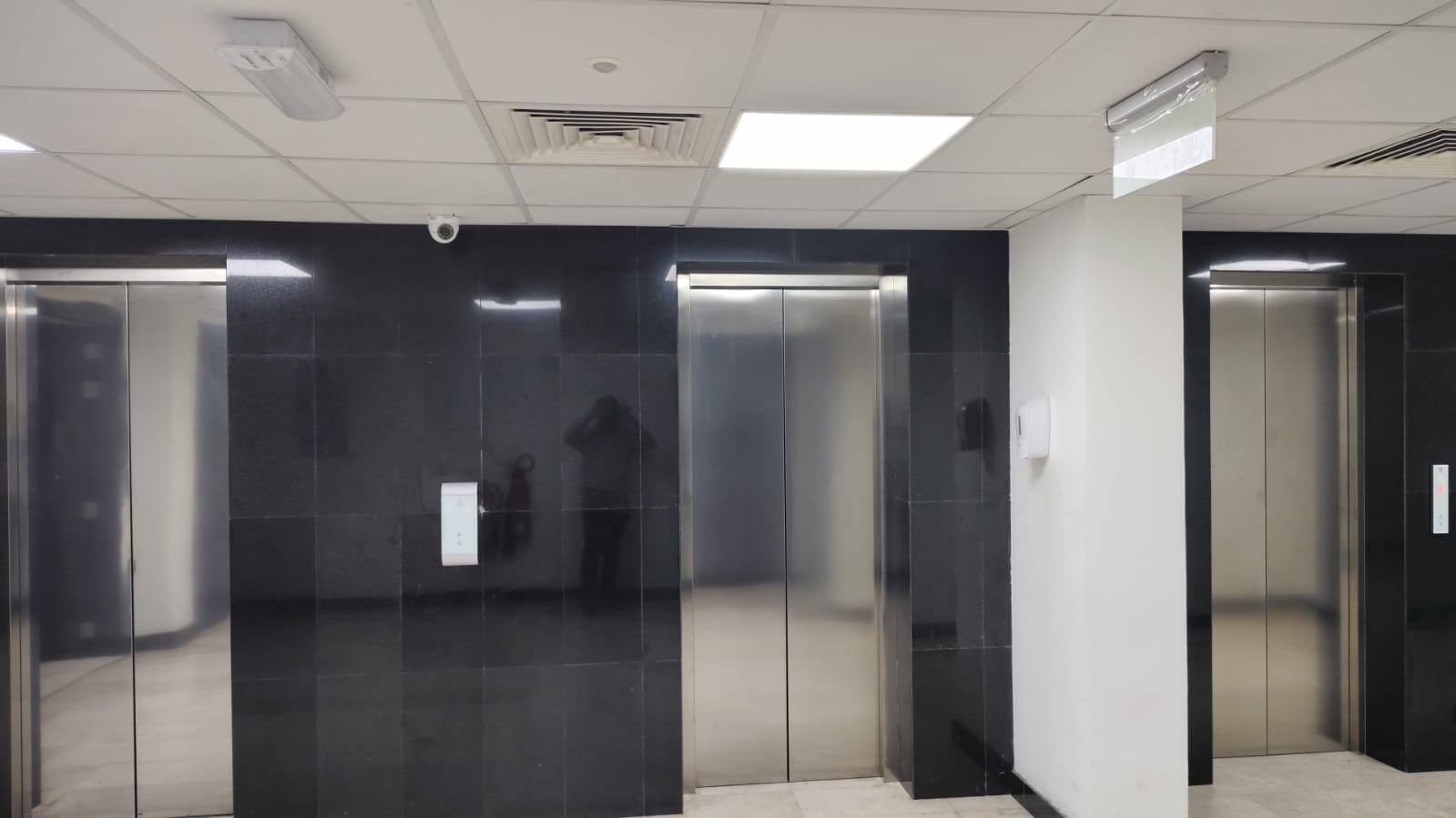 Office for Rent in Al Qurum | Tamlik Oman thumbnail 5