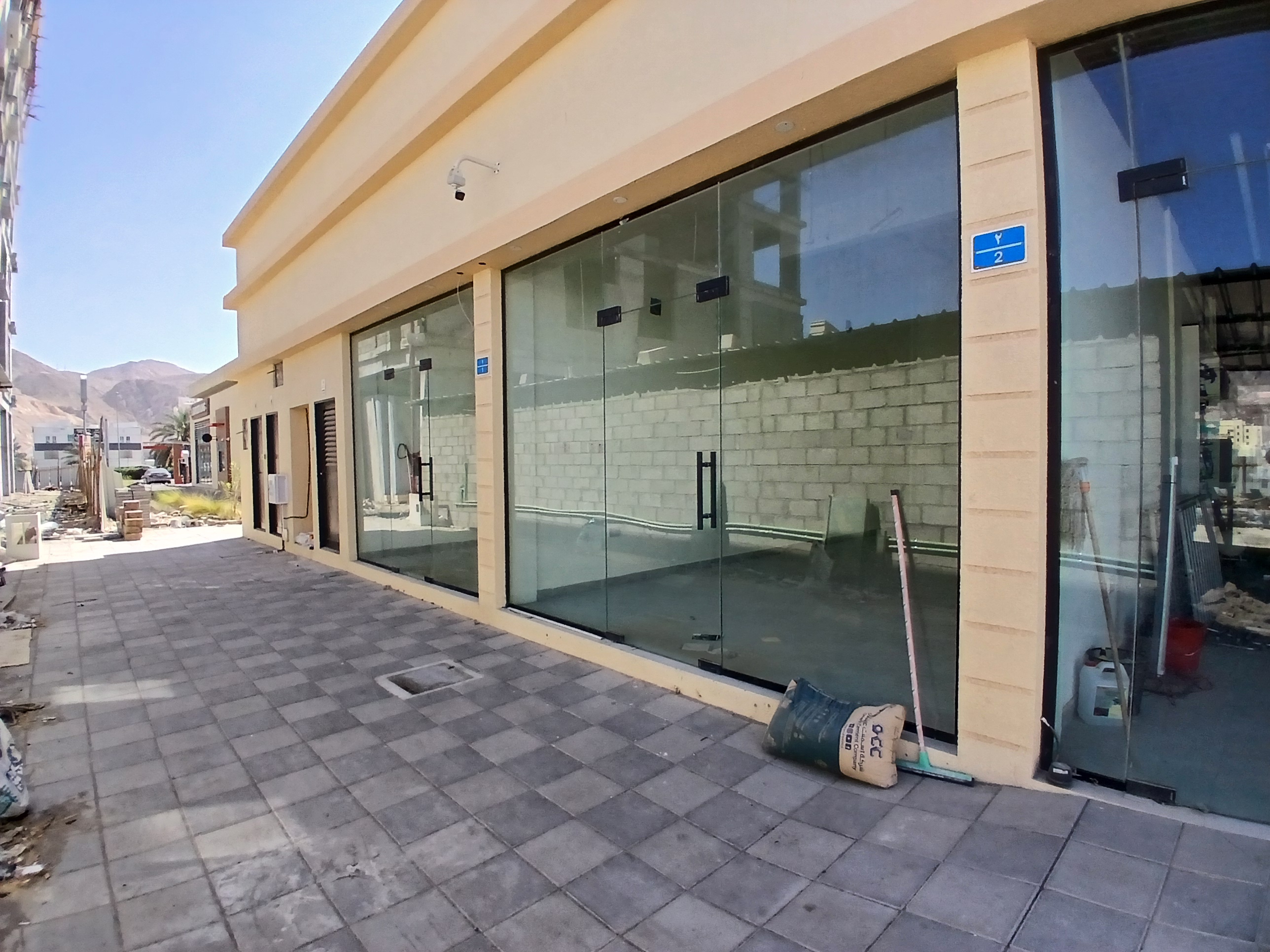 مغازه اجاره‌ای در الامرات | ۱۴ متر مربع | OMR 100/ماه | Tamlik Oman thumbnail 4