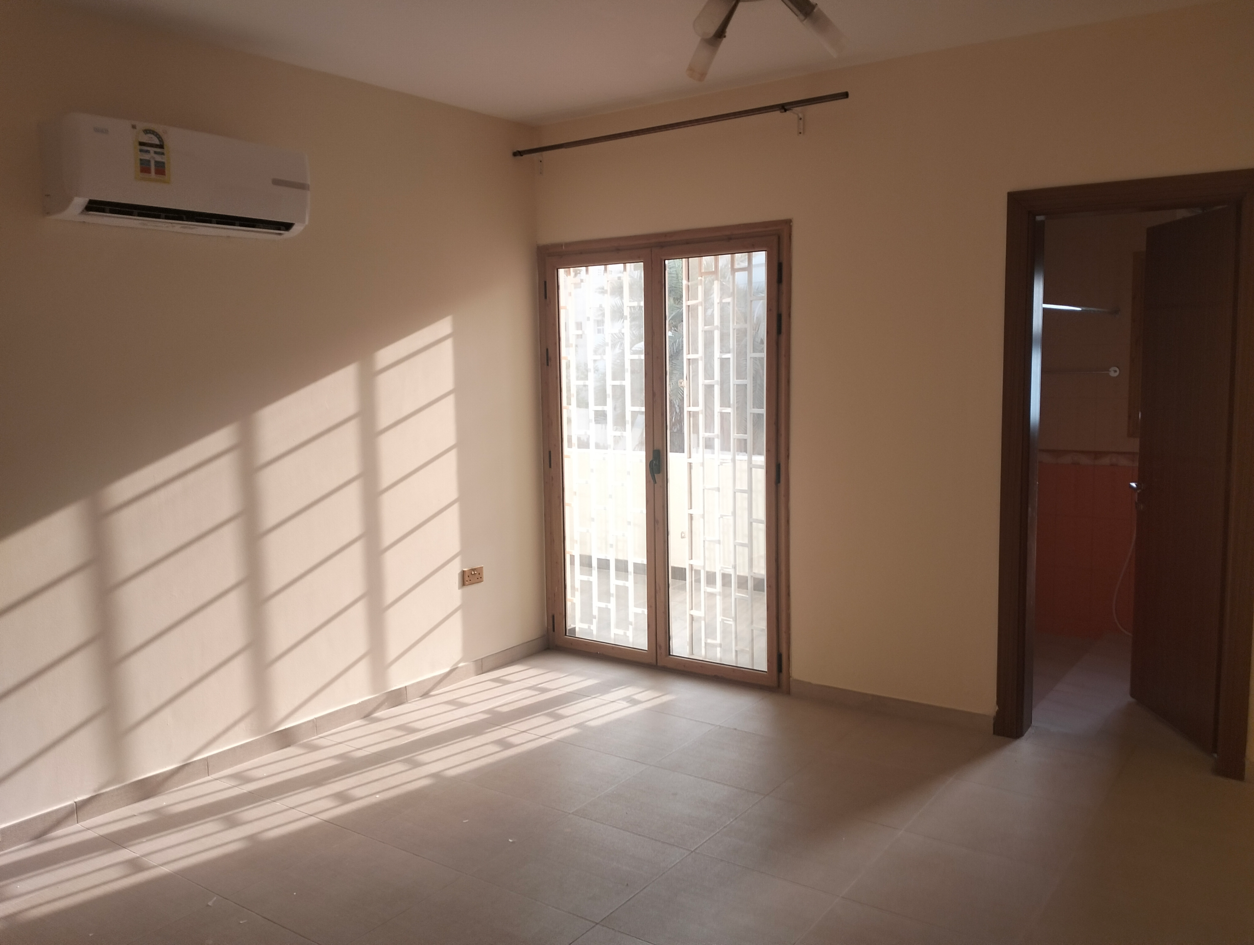 4-Bed Villa for Rent in Darsait | OMR 600/mo | Tamlik Oman thumbnail 3