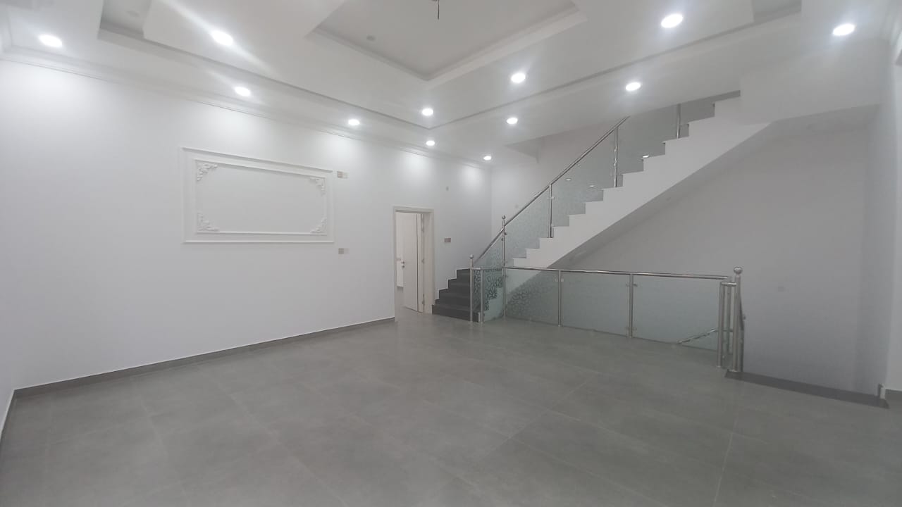 6-Bed Villa for Rent in Al Mawaleh South | OMR 170,000/mo | Tamlik Oman thumbnail 12