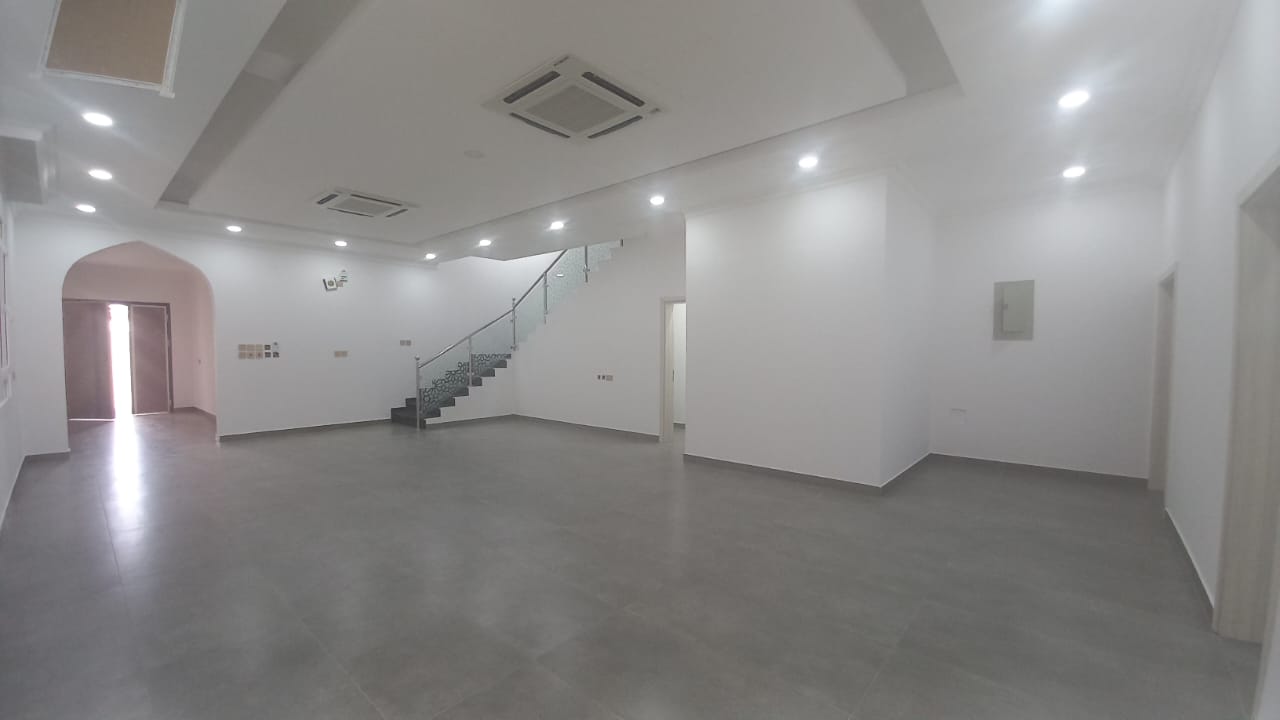 6-Bed Villa for Rent in Al Mawaleh South | OMR 170,000/mo | Tamlik Oman thumbnail 4