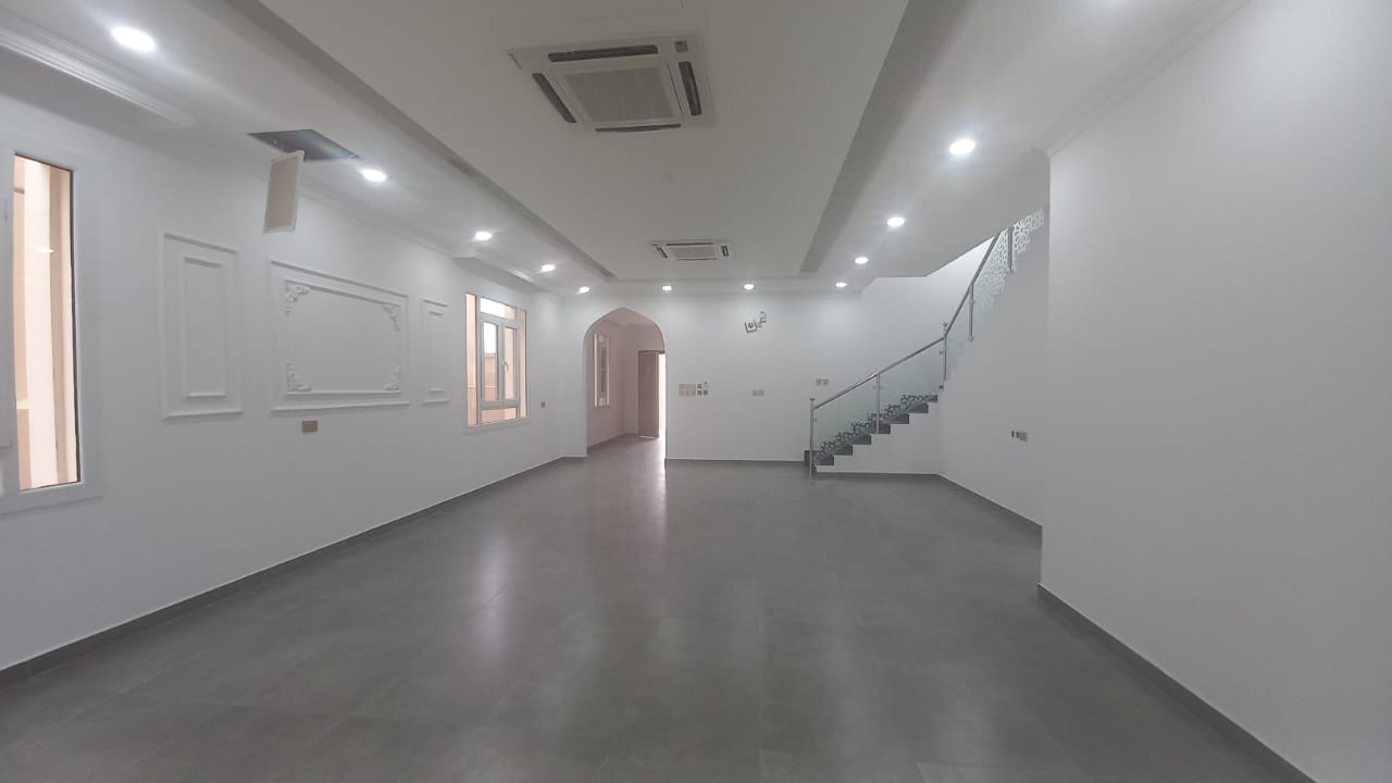 6-Bed Villa for Rent in Al Mawaleh South | OMR 170,000/mo | Tamlik Oman thumbnail 7