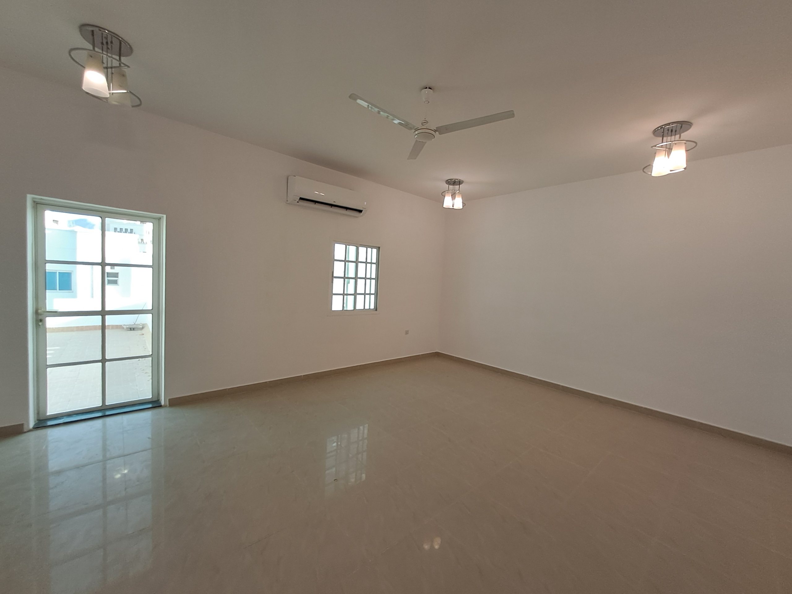 麥迪那·艾勒姆出租4-Bed別墅 | 每月OMR 900 | Tamlik Oman thumbnail 3