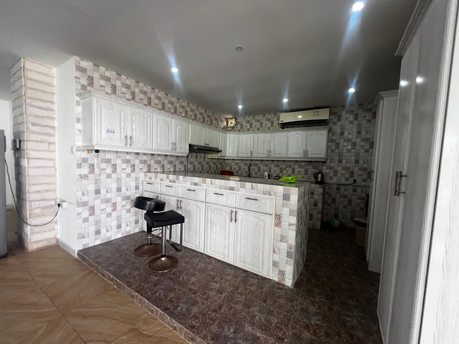 ویلای ۳ خوابه برای اجاره در الخوض | OMR 700/mo | Tamlik Oman thumbnail 5