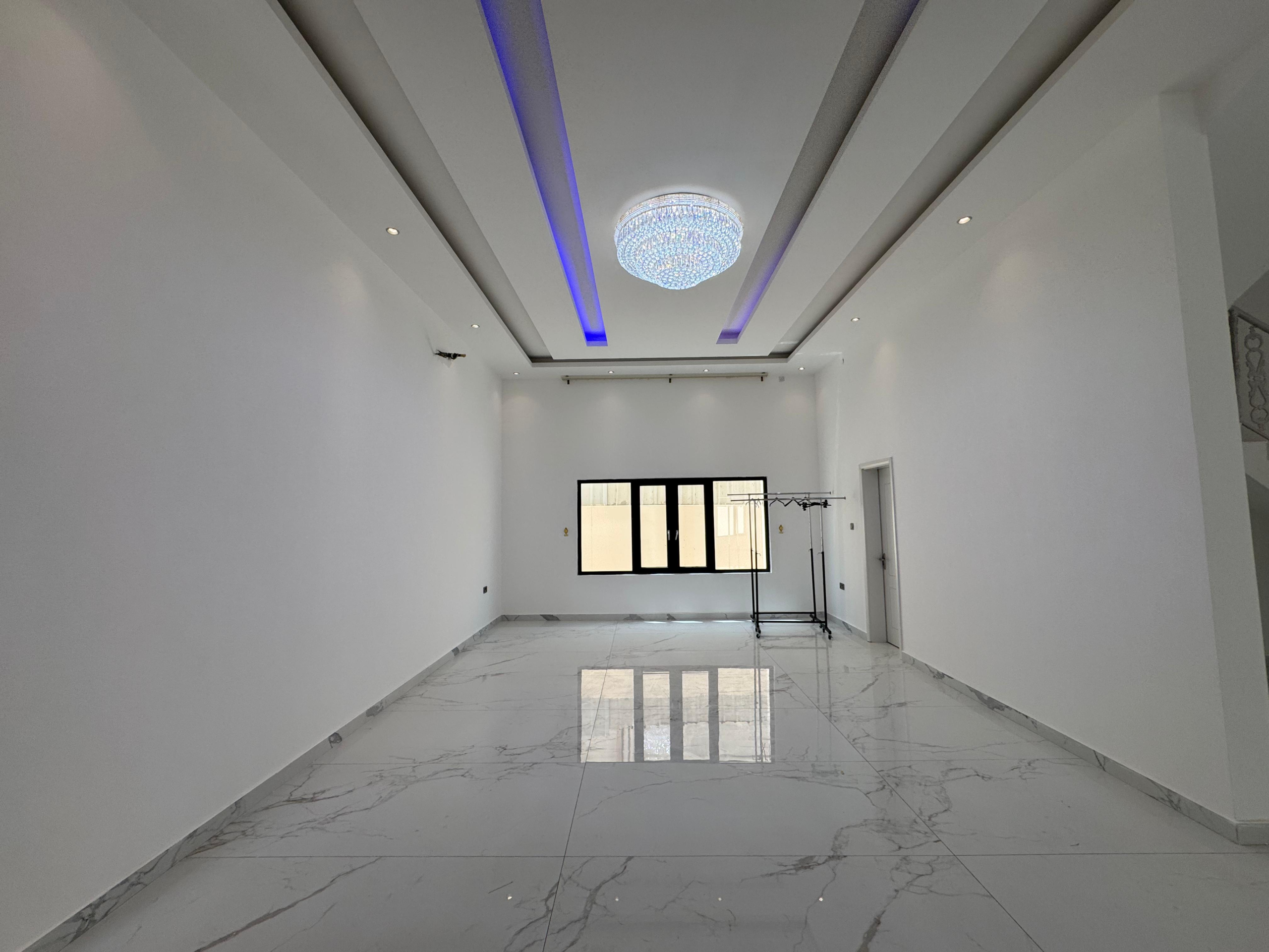 ویلای 6 خوابه برای فروش در المزیرا | OMR 170,000 | Tamlik Oman thumbnail 2