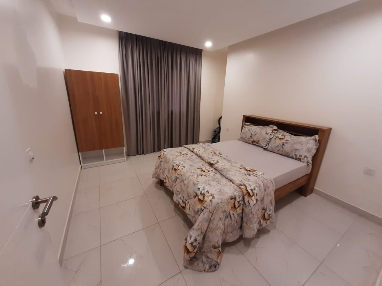 2-Bed Apartment for Rent in Al Ghubra | OMR 550/mo | Tamlik Oman thumbnail 3