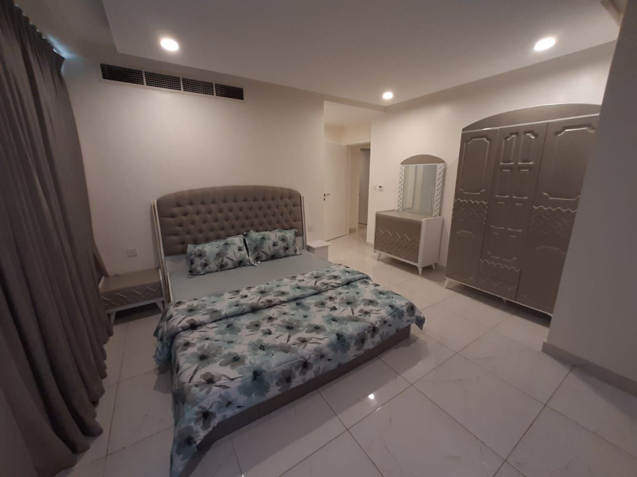 2-Bed Apartment for Rent in Al Ghubra | OMR 550/mo | Tamlik Oman thumbnail 5