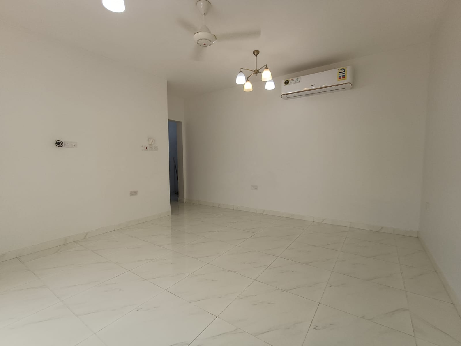 2-Bed Apartment for Rent in Al Maabila | OMR 195/mo | Tamlik Oman thumbnail 4