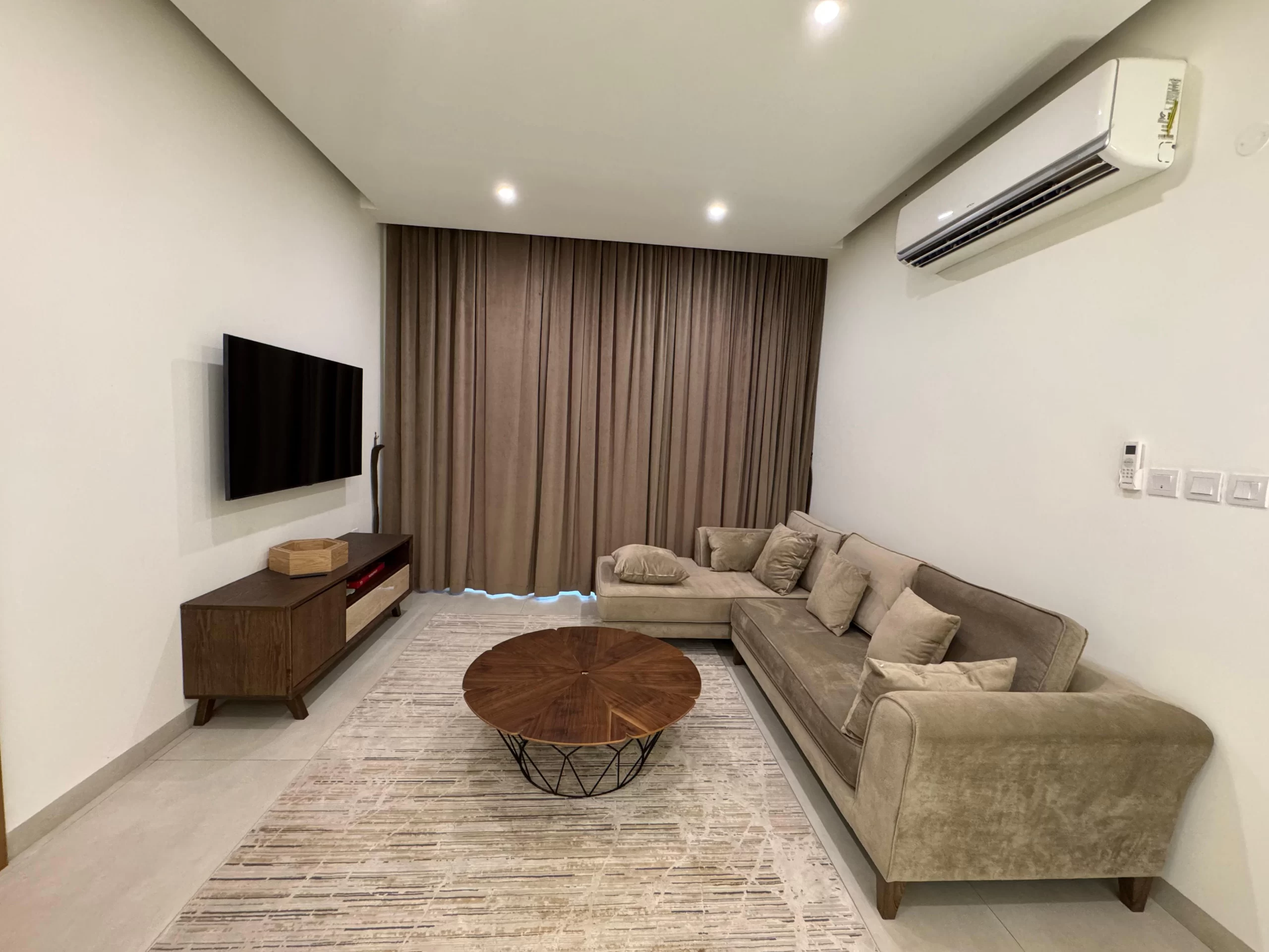 5-Bed Вилла на продажу в Бавшаре | OMR 180,000 | Tamlik Oman thumbnail 2