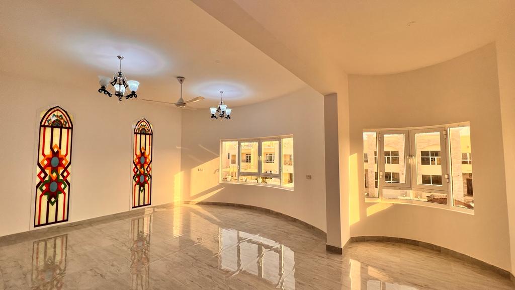 ویلا ۵ خوابه برای فروش در المعبیله | OMR ۱۱۷,۰۰۰ | مالکیت آزاد عمان thumbnail 7