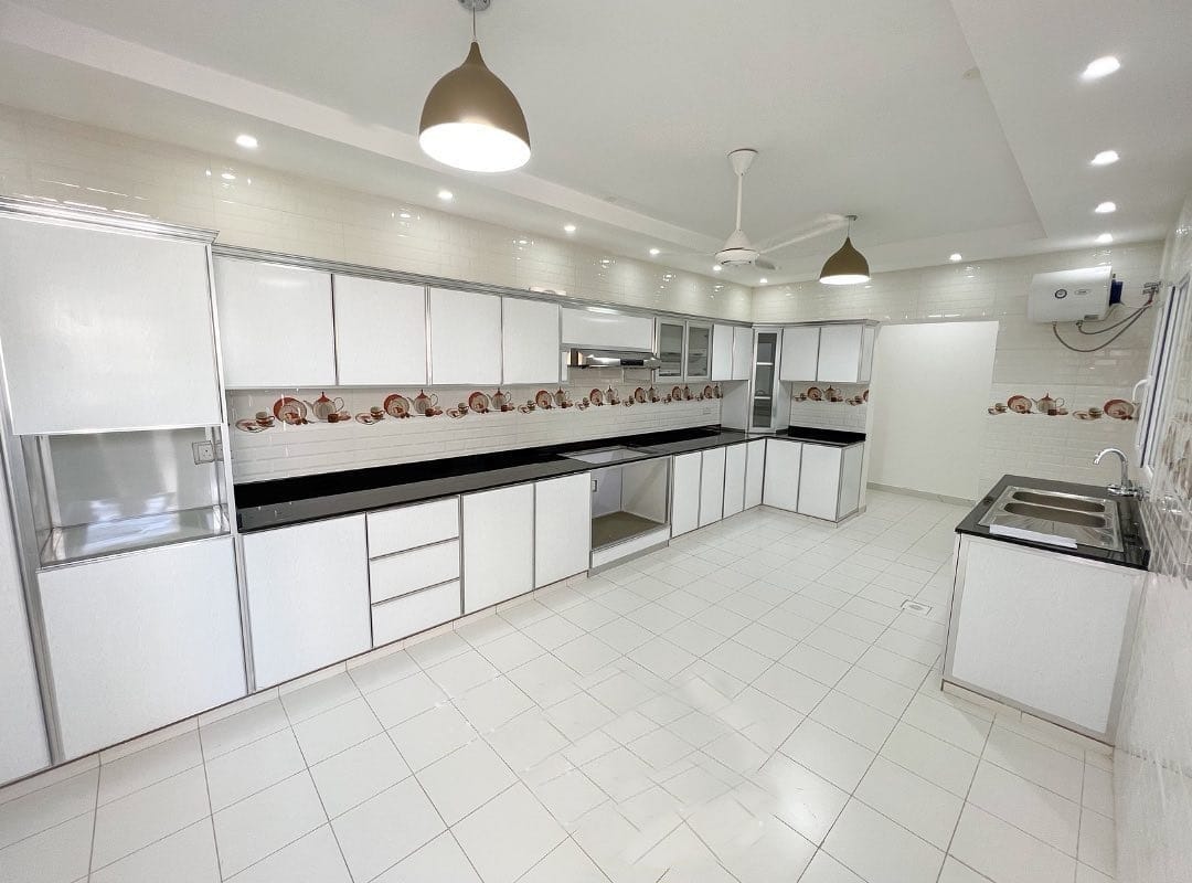 6-Bed Вилла на продажу в Аль-Мавалех Норт | OMR 115,000 | Tamlik Oman thumbnail 7