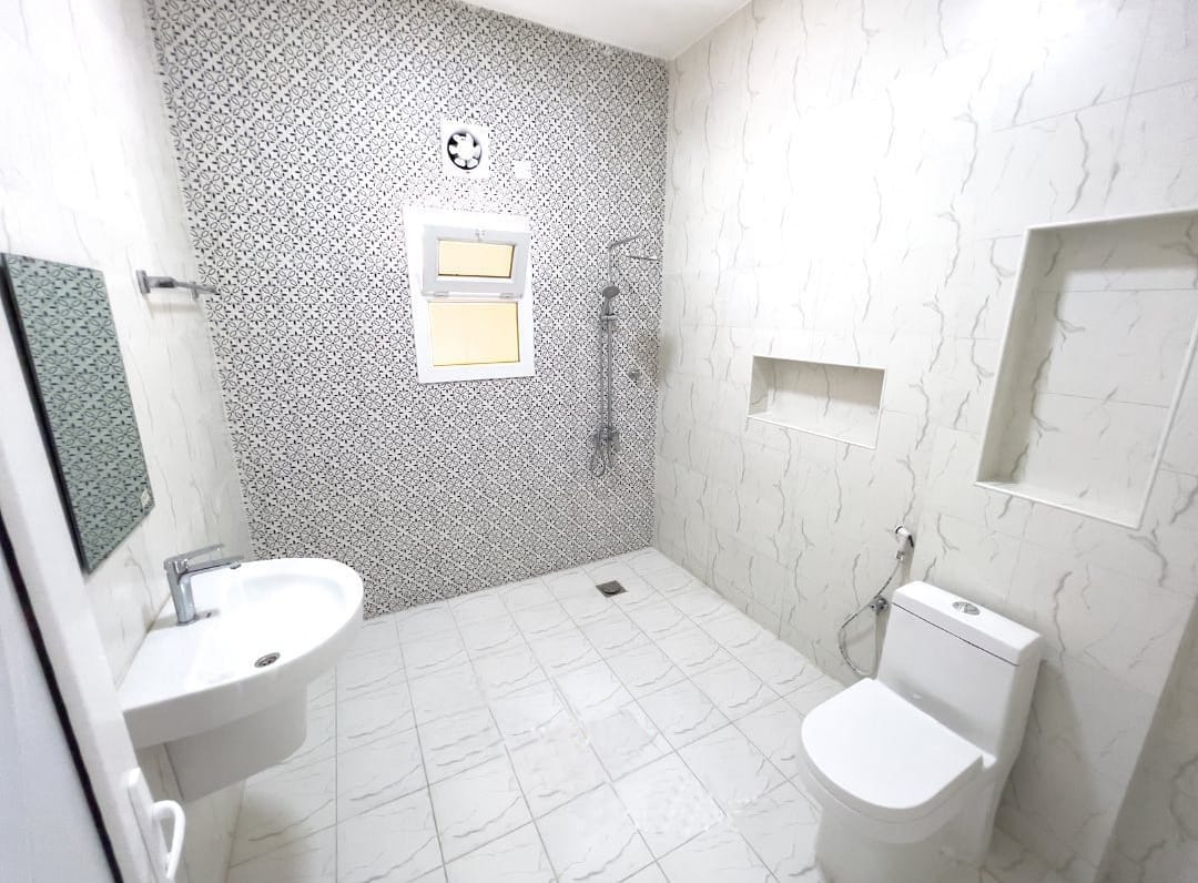 6-Bed Вилла на продажу в Аль-Мавалех Норт | OMR 115,000 | Tamlik Oman thumbnail 9