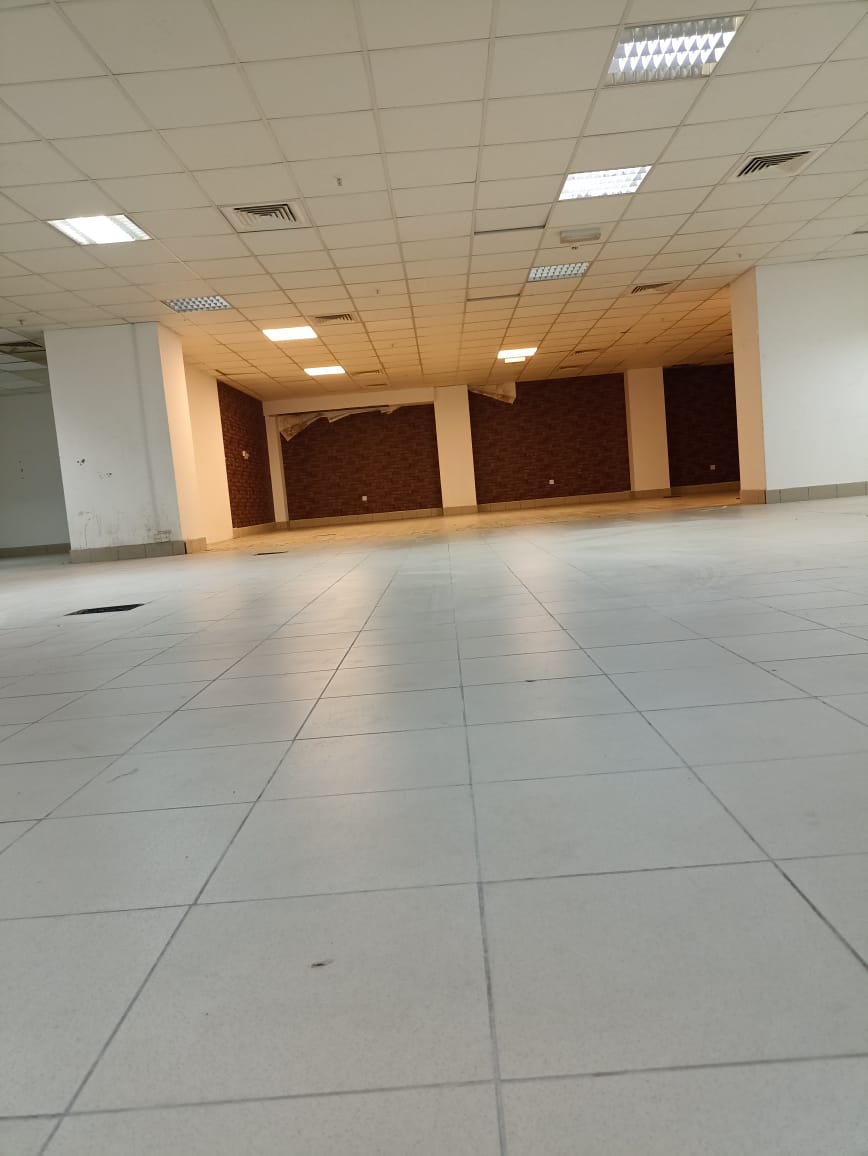 محل تجاري للإيجار في روي | 400 م² | ر.ع. 1,600/شهري | Tamlik Oman thumbnail 7