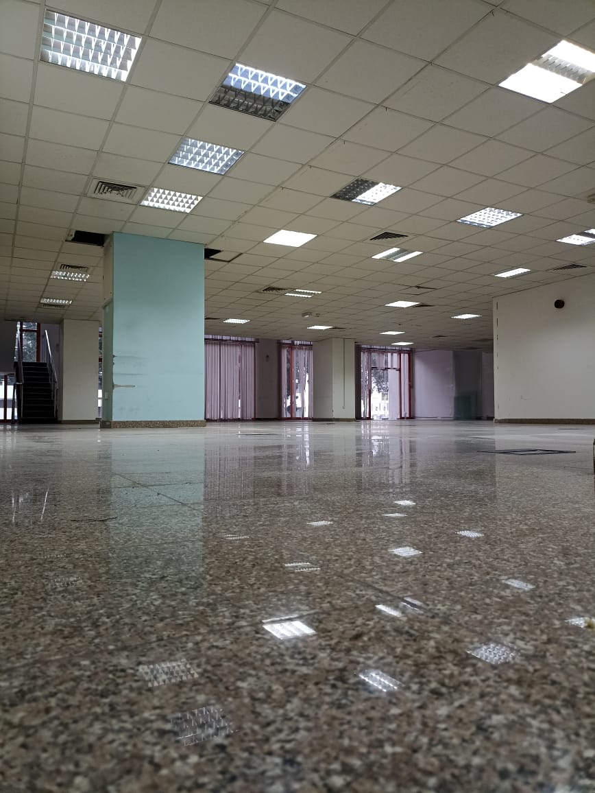 محل تجاري للإيجار في روي | 400 م² | ر.ع. 1,600/شهري | Tamlik Oman thumbnail 8