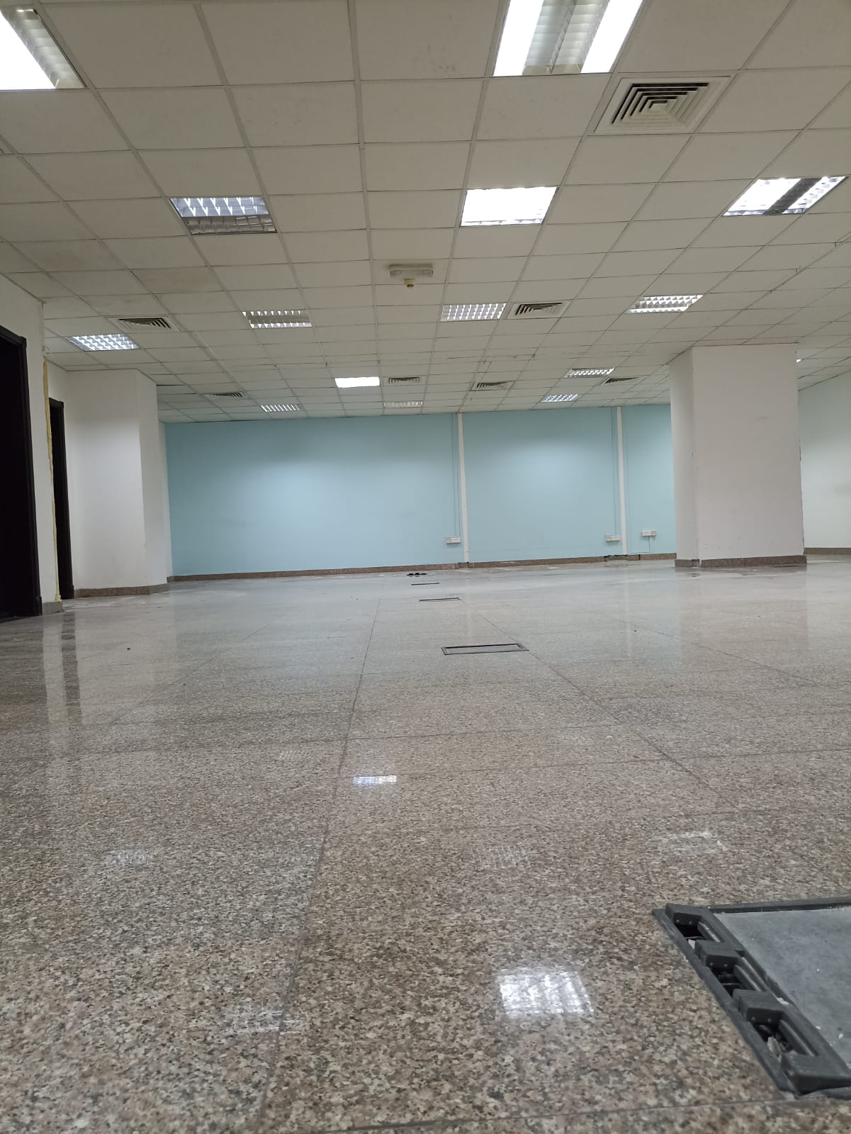 محل تجاري للإيجار في روي | 400 م² | ر.ع. 1,600/شهري | Tamlik Oman thumbnail 10