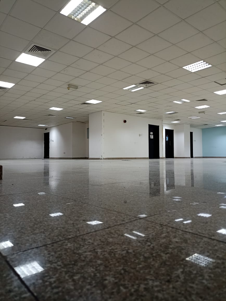 محل تجاري للإيجار في روي | 400 م² | ر.ع. 1,600/شهري | Tamlik Oman thumbnail 2