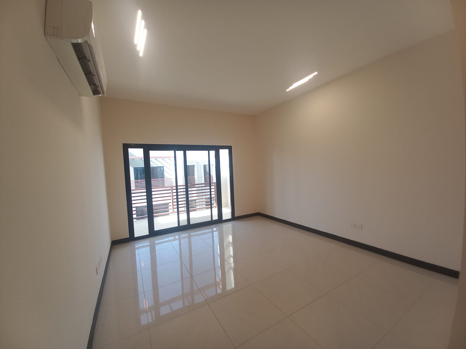 Вилла на 4 спальни на продажу в Аль-Сиб | OMR 90,000 | Tamlik Oman thumbnail 4