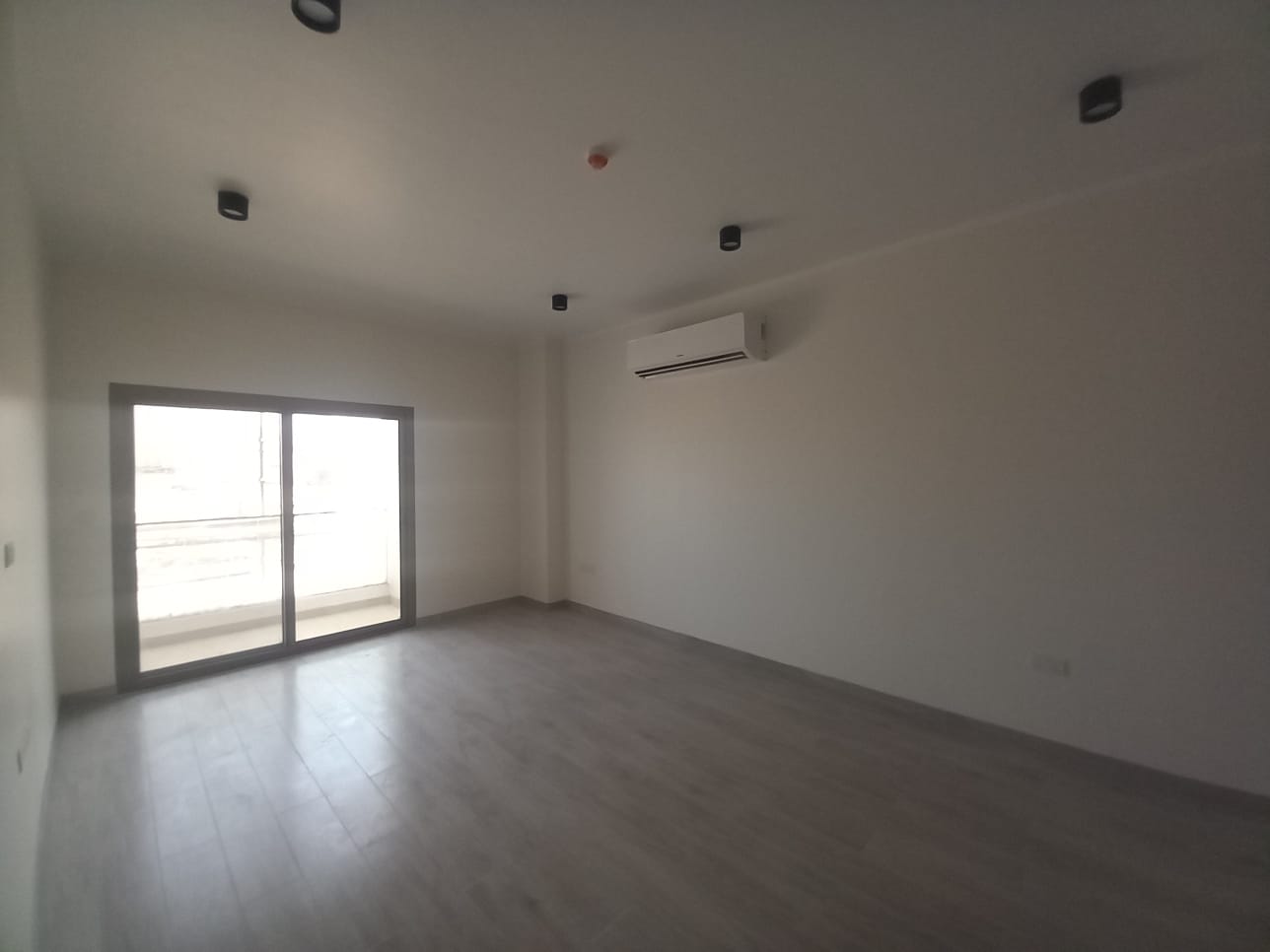 2-комнатная квартира на продажу в Азайбе | OMR 68 000 | Tamlik Oman thumbnail 3