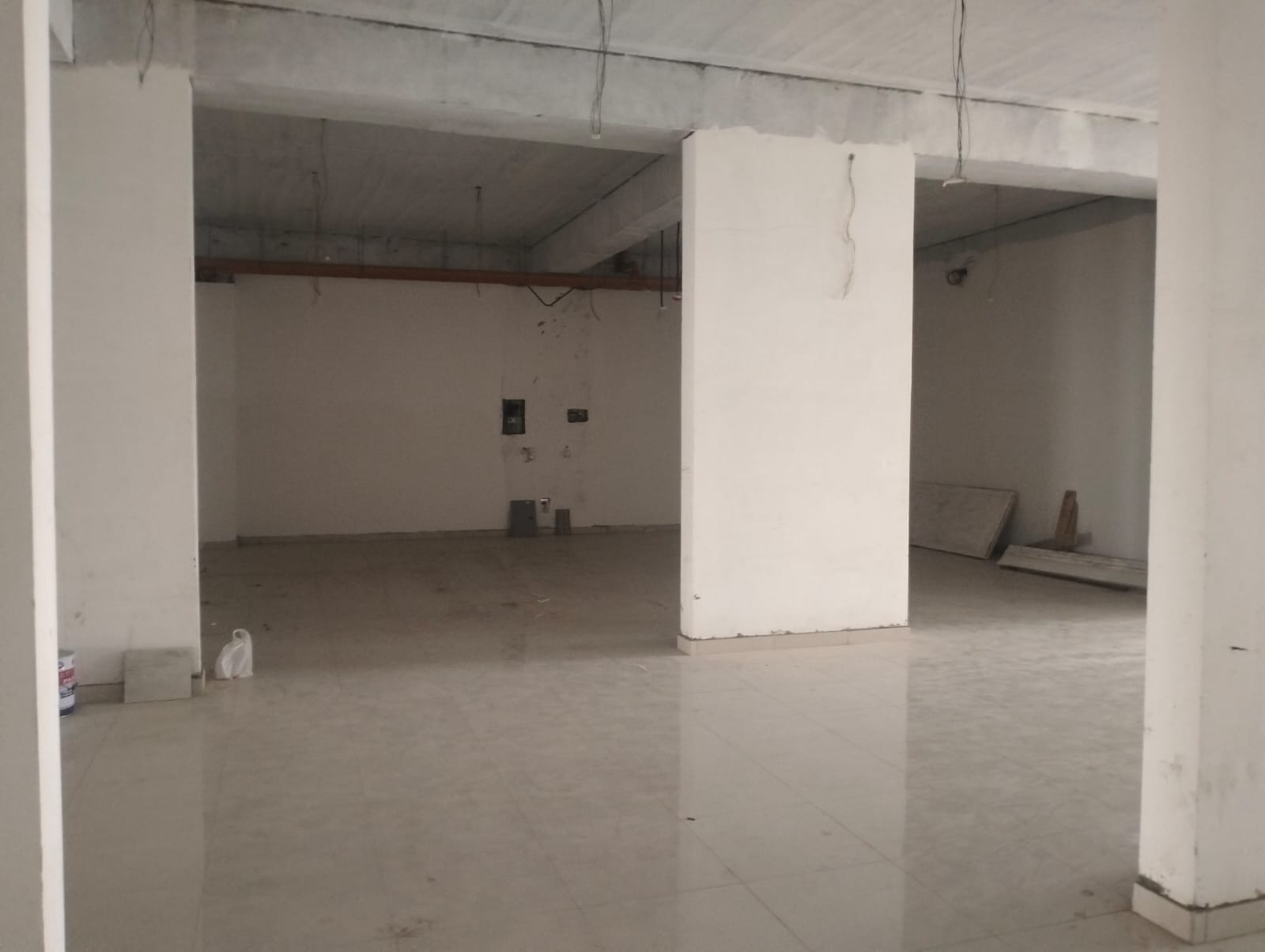 Al Khoud 出租建築 | 3000m² | 每月 OMR 17,000 | Tamlik Oman thumbnail 4