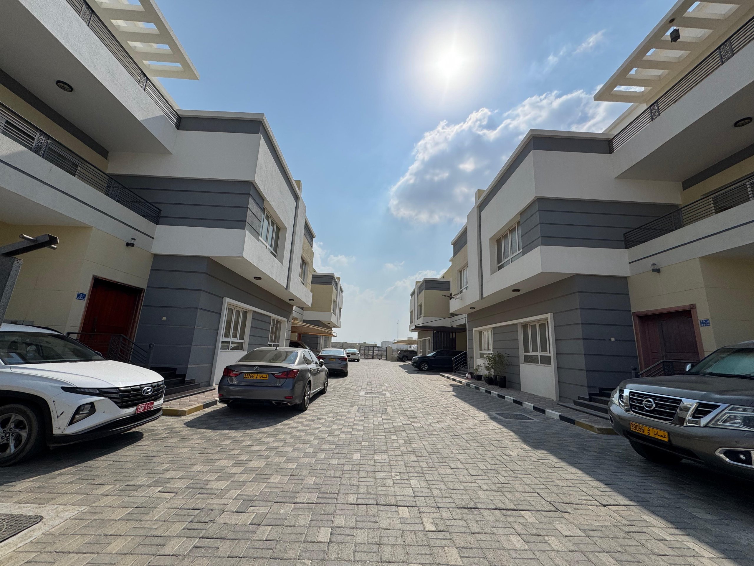 Al Khoud 出租 4-臥室聯排別墅 | 每月 OMR 500 | Tamlik Oman thumbnail 9