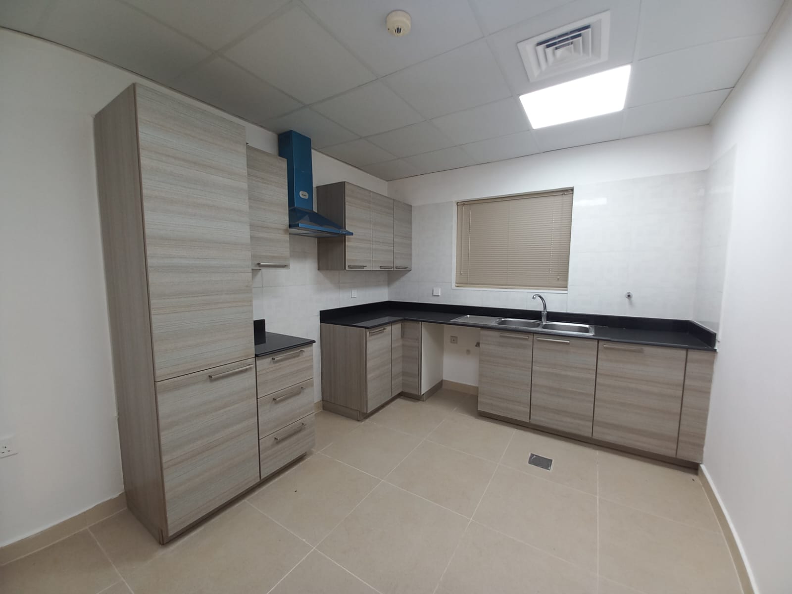 آپارتمان 2 خوابه برای فروش در العذیبه | OMR 68,000 | Tamlik Oman thumbnail 8