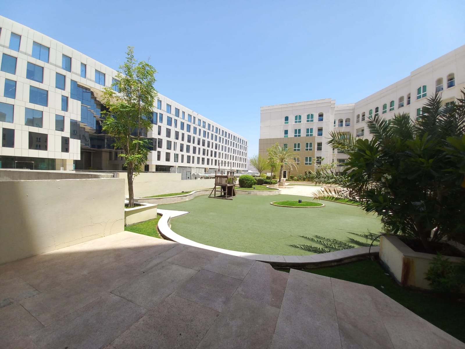 آپارتمان 2 خوابه برای فروش در العذیبه | OMR 68,000 | Tamlik Oman thumbnail 3