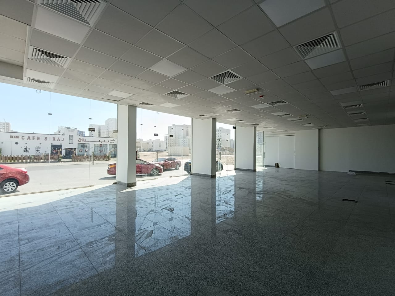 Showroom for Rent in Al Maabila | 500m² | OMR 1,700/mo | Tamlik Oman thumbnail 5