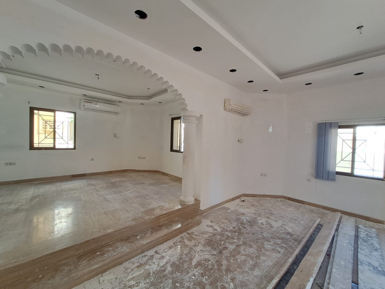 麥德納特·阿爾·蘇丹·卡布斯 出租商業別墅 | 300m² | OMR 2,000/月 | Tamlik Oman thumbnail 5