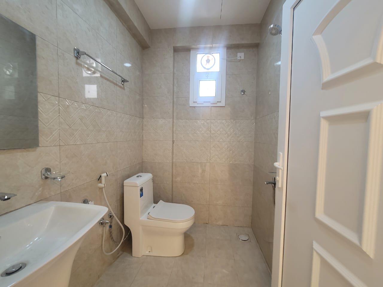 آپارتمان 2 خوابه اجاره‌ای در الخوض | OMR 270/ماه | Tamlik Oman thumbnail 4