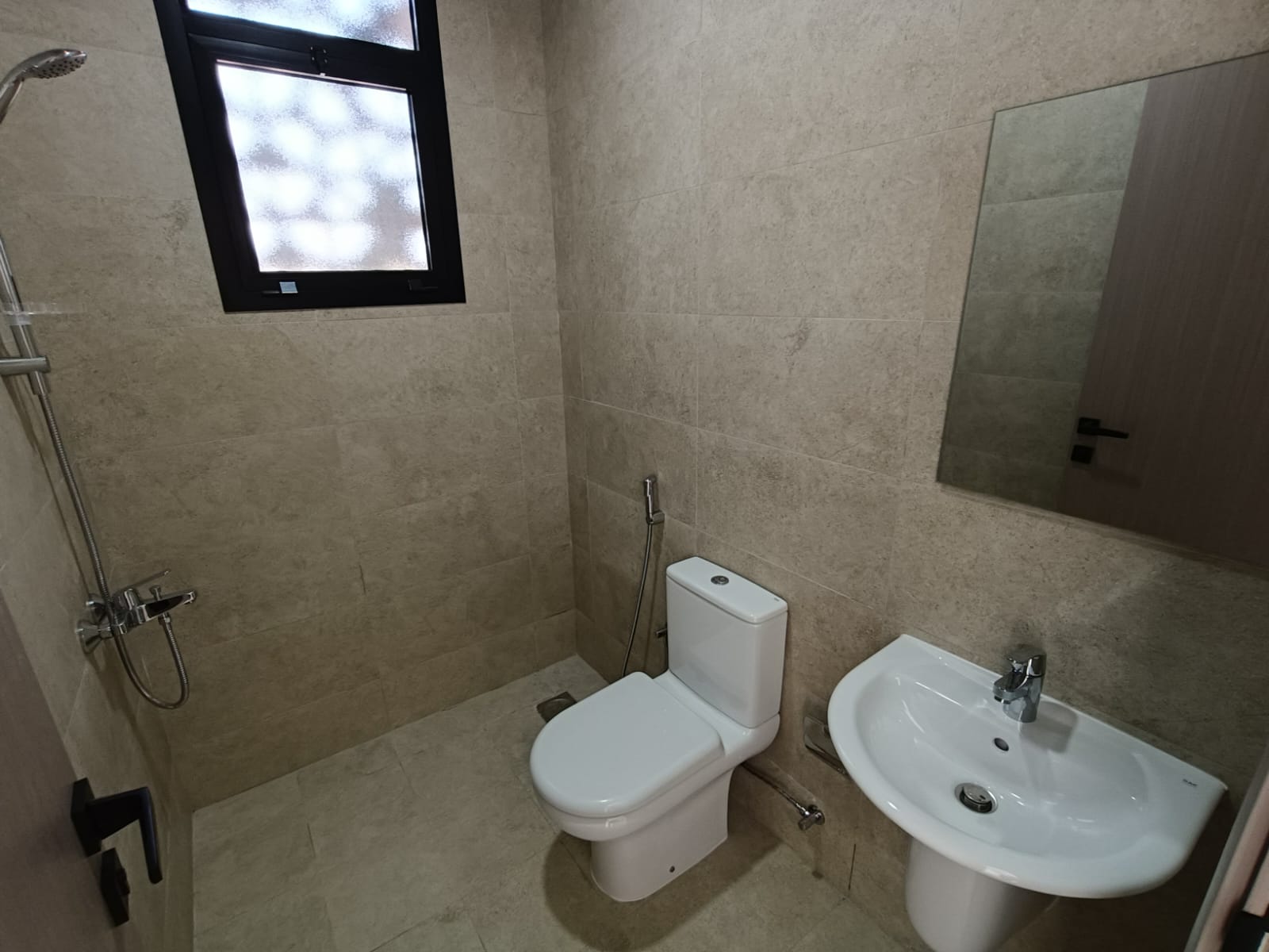 آپارتمان ۲ خوابه برای فروش در العذیبه | OMR 57,000 | Tamlik Oman thumbnail 7