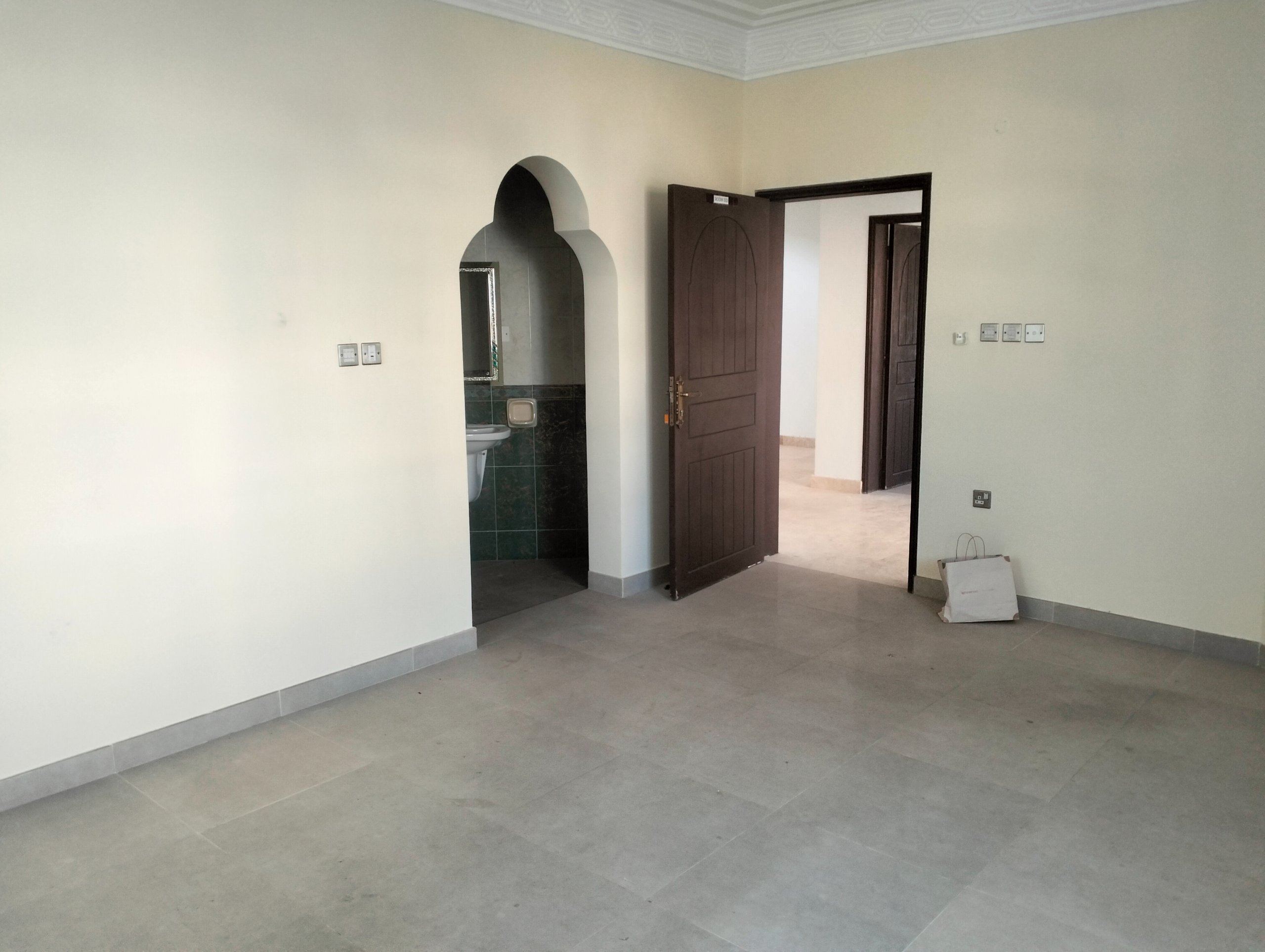 6-Bed Villa for Sale in Al Ghubra | OMR 300,000 | Tamlik Oman thumbnail 9