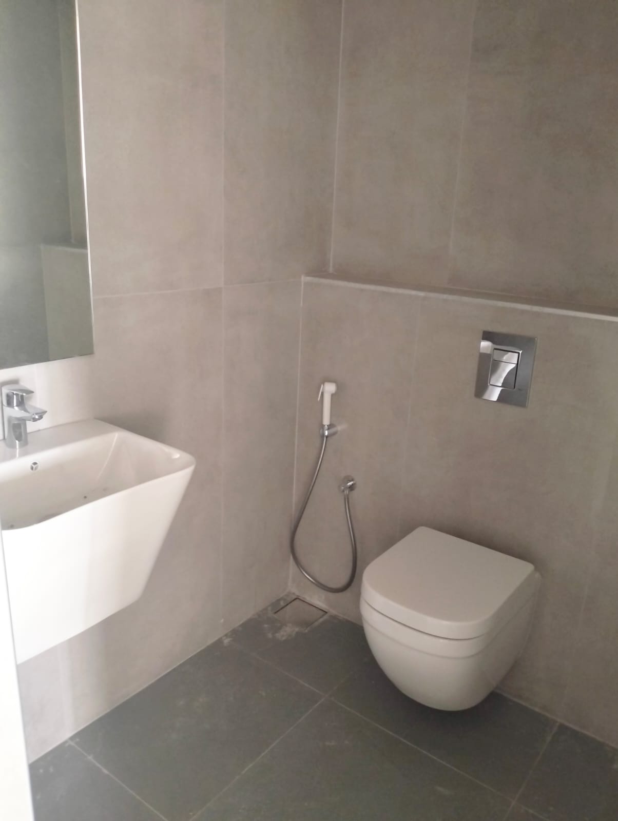 دفتر کار اجاره فوری در المعبیلة | ۱۰۰متر مربع | OMR 400/ماه | Tamlik Oman thumbnail 7