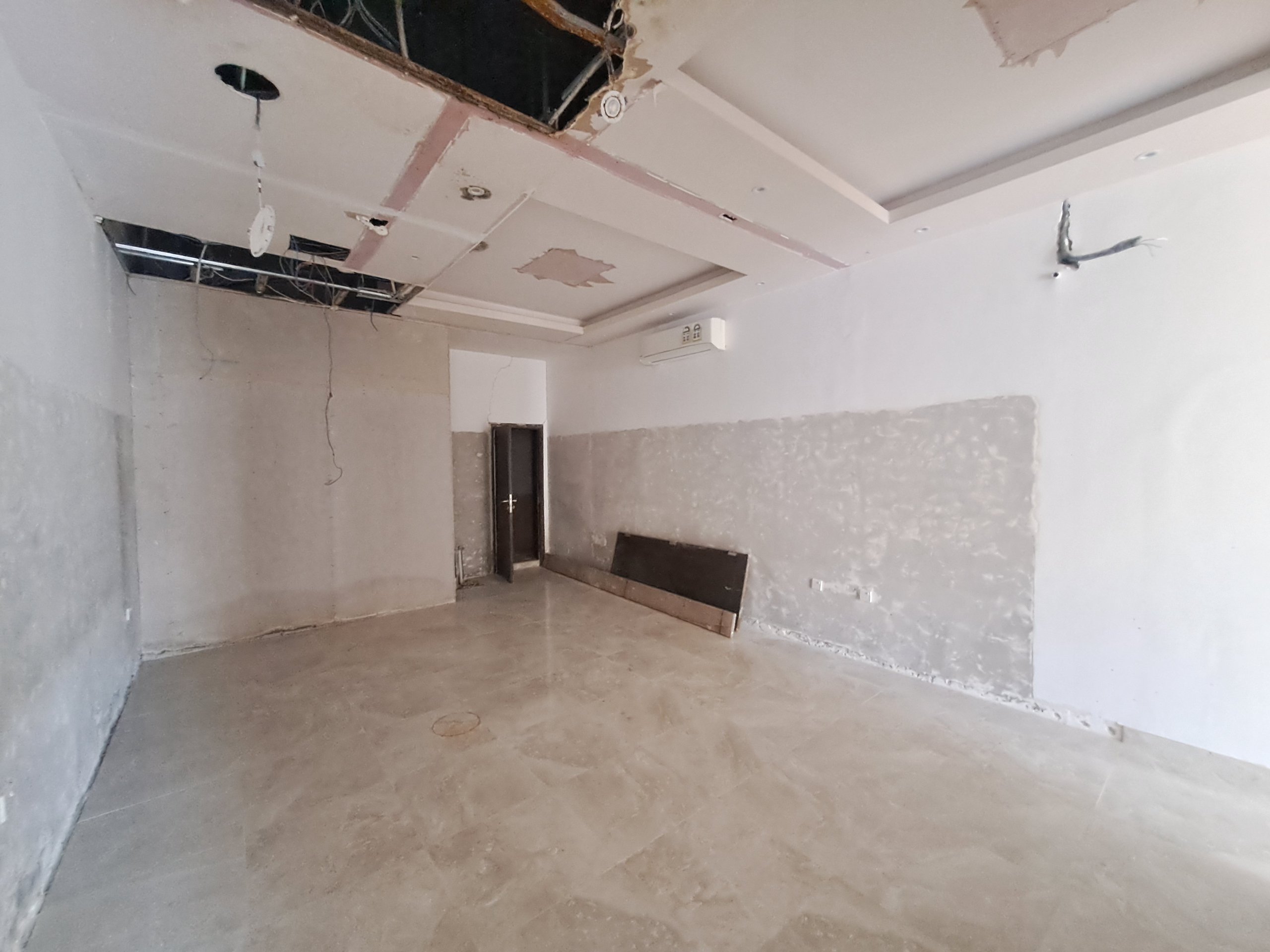 مغازه اجاره‌ای در شاطی القروم | 72م² | OMR 700/ماه | Tamlik Oman thumbnail 4