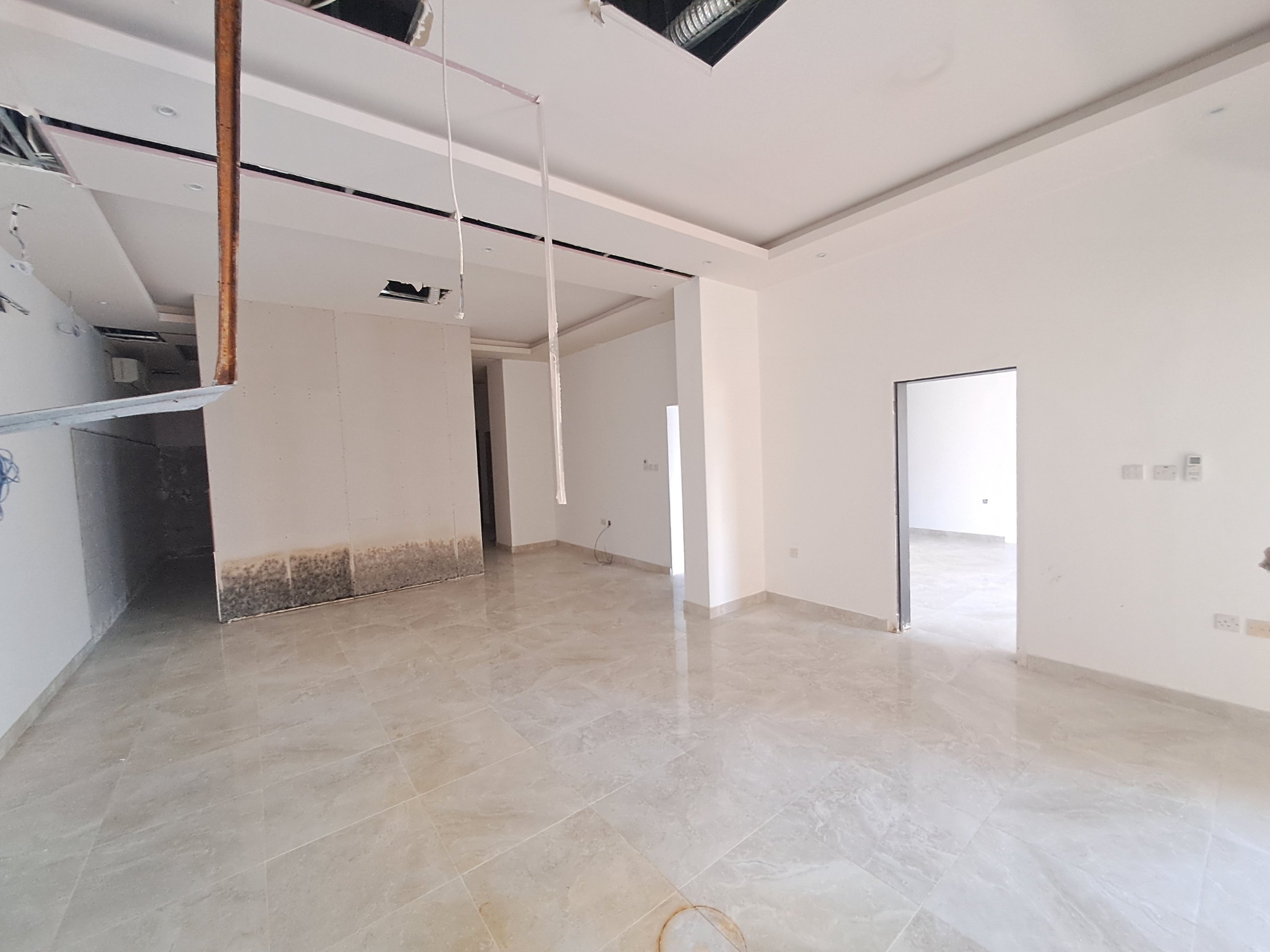 مغازه اجاره‌ای در شاطی القروم | 72م² | OMR 700/ماه | Tamlik Oman thumbnail 6