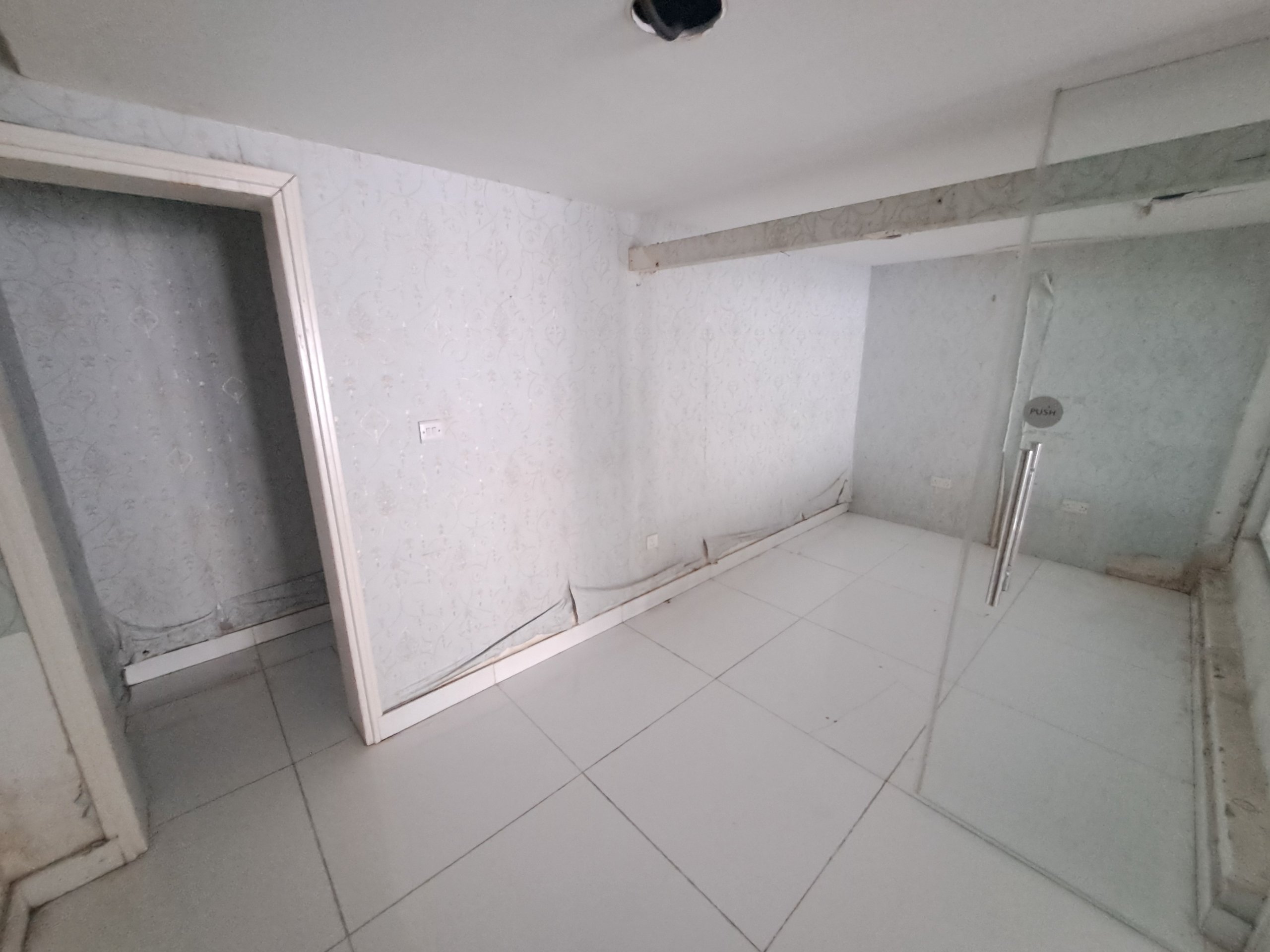 مغازه اجاره‌ای در شاطی القروم | 72م² | OMR 700/ماه | Tamlik Oman thumbnail 2