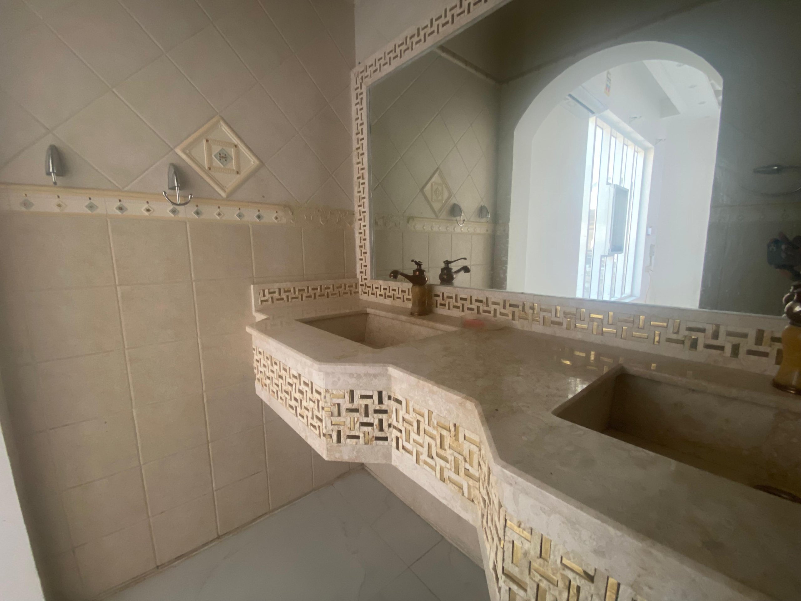 出售 Al Mawaleh South 12 臥室別墅 | OMR 170,000 | Tamlik Oman thumbnail 6