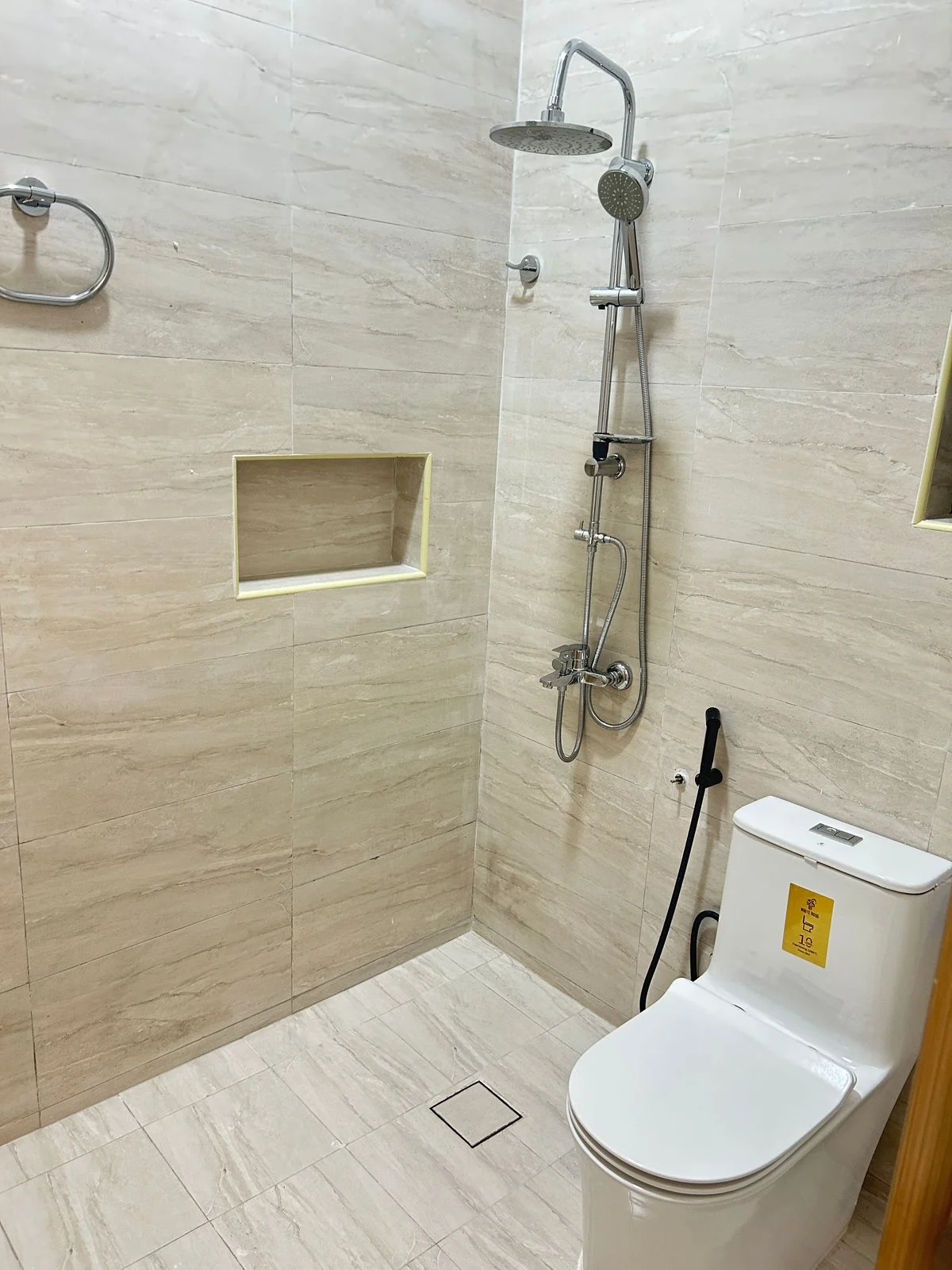 ویلای ۵ خوابه برای فروش در المعبیلة | OMR 90,000 | Tamlik عمان thumbnail 9