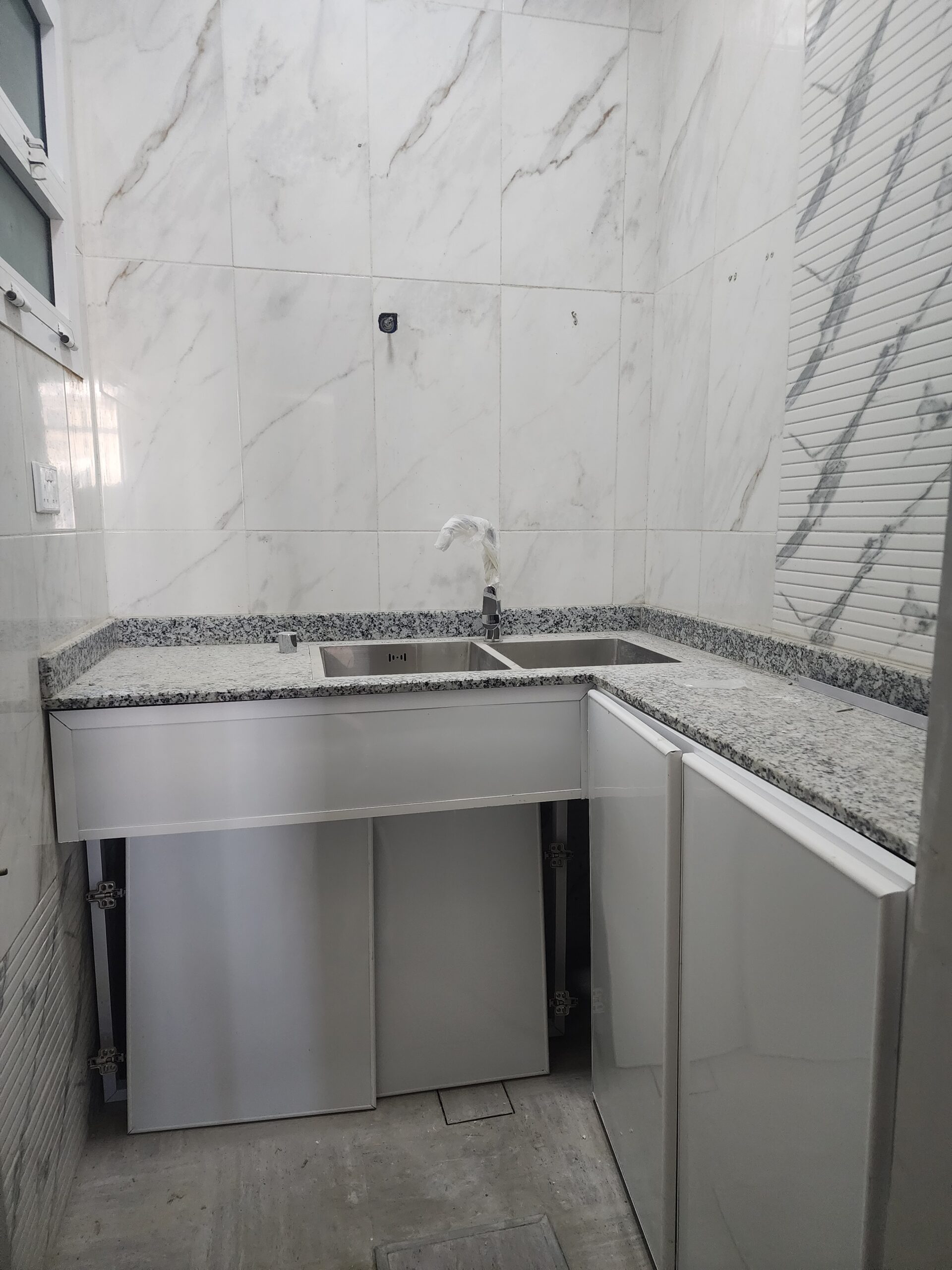 Shop for Rent in Al Mouj | 60m² | OMR 650/mo | Tamlik Oman thumbnail 5