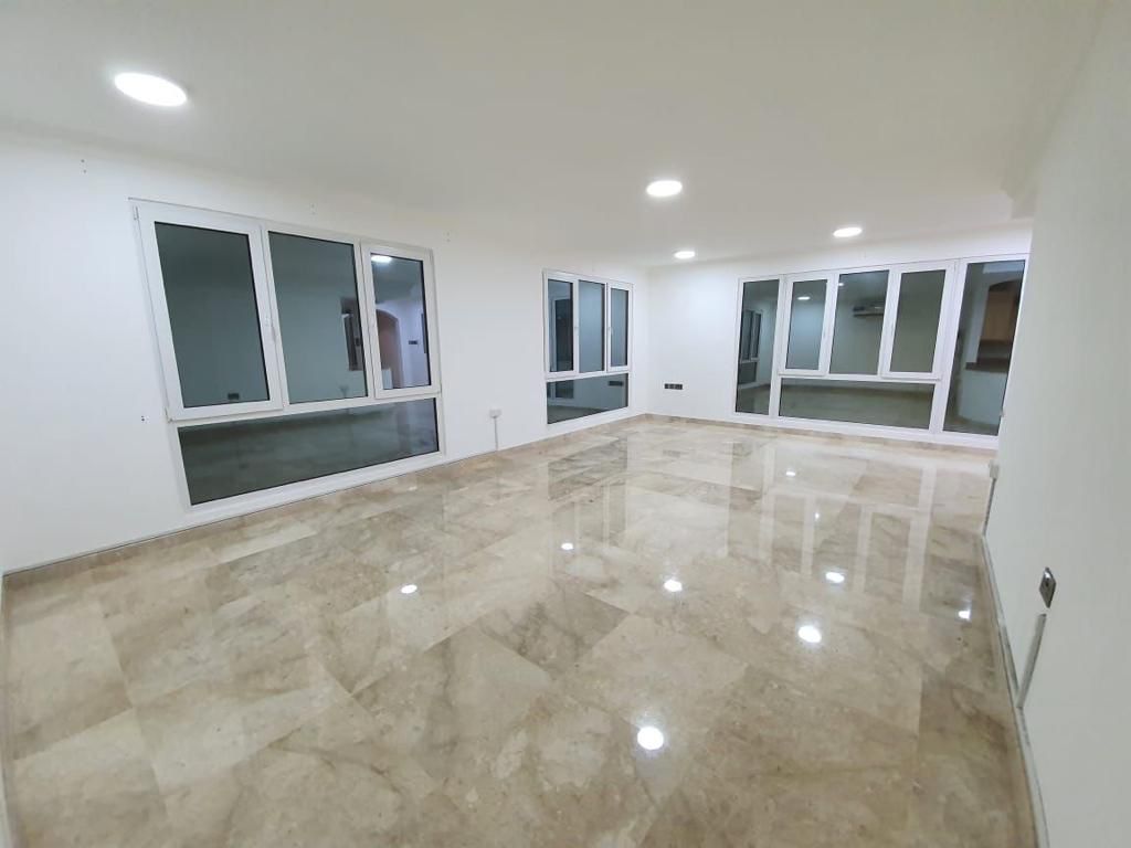 7-Bed Villa for Sale in Madinat Al Sultan Qaboos | OMR 165,000 | Tamlik Oman thumbnail 3