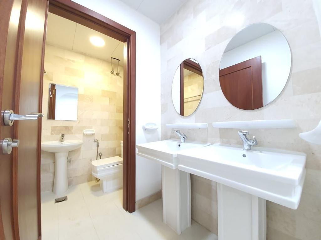 7-Bed Villa for Sale in Madinat Al Sultan Qaboos | OMR 165,000 | Tamlik Oman thumbnail 5