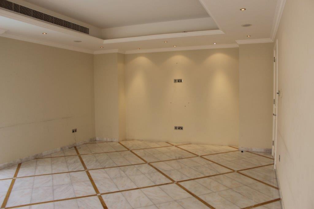 6-комнатная вилла в аренду в Аль-Ансабе | OMR 1,500/мес | Tamlik Oman thumbnail 4