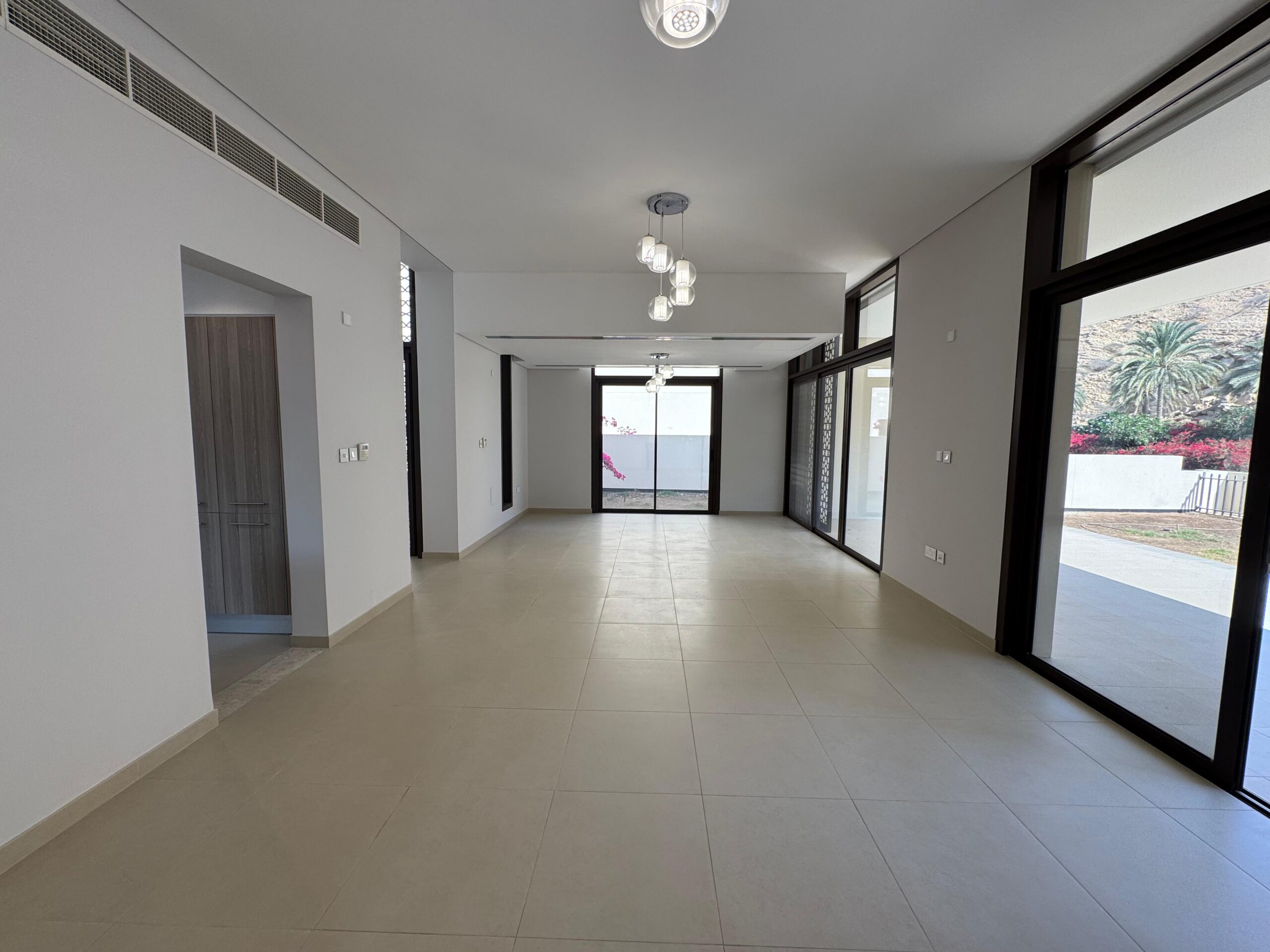 ویلای ۴ خوابه فروشی در مسکات بی | OMR 450,000 | Tamlik عمان thumbnail 8