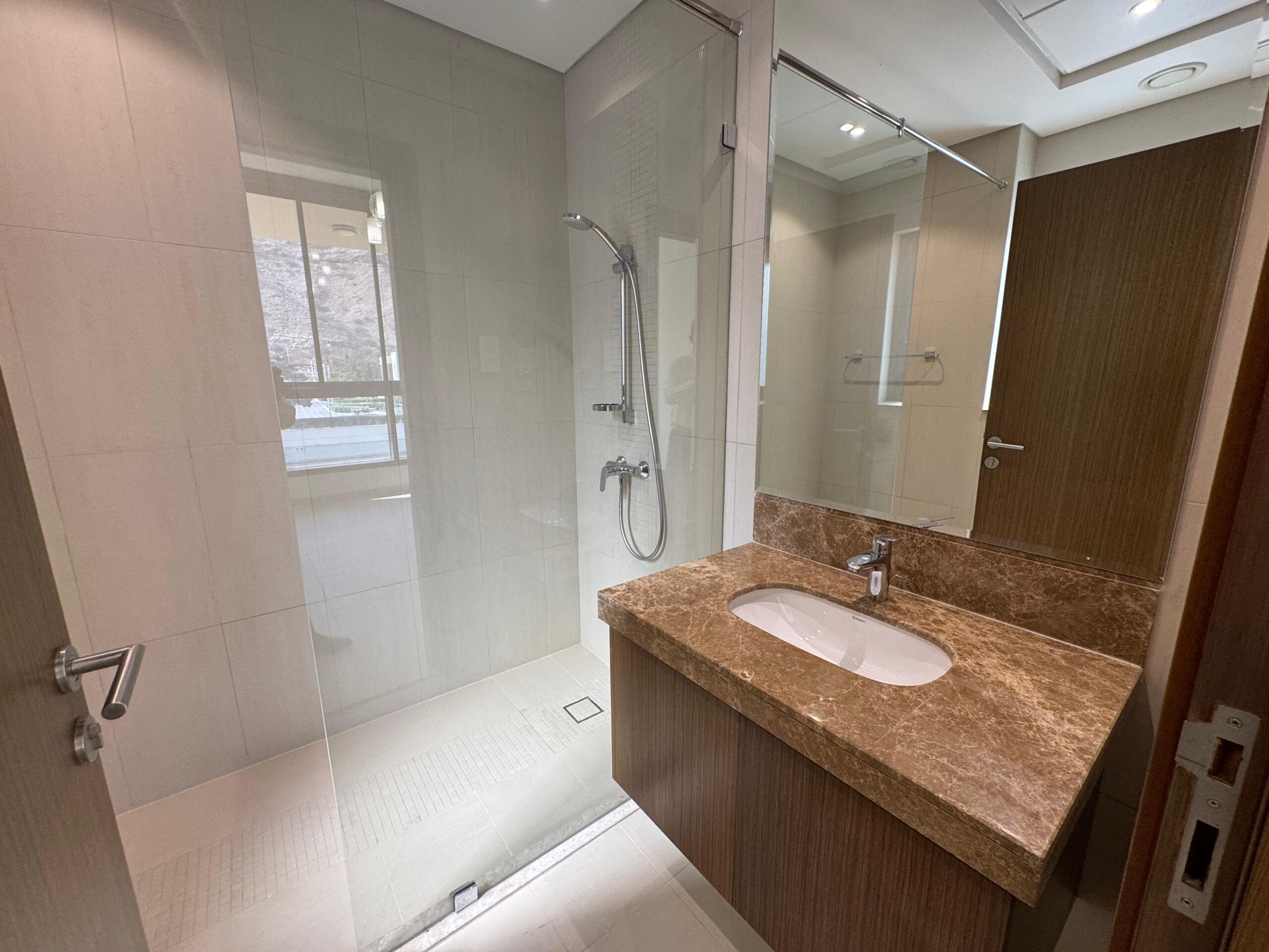 ویلای 3 خوابه برای فروش در مسکات بی | OMR 335,000 | Tamlik عمان thumbnail 2