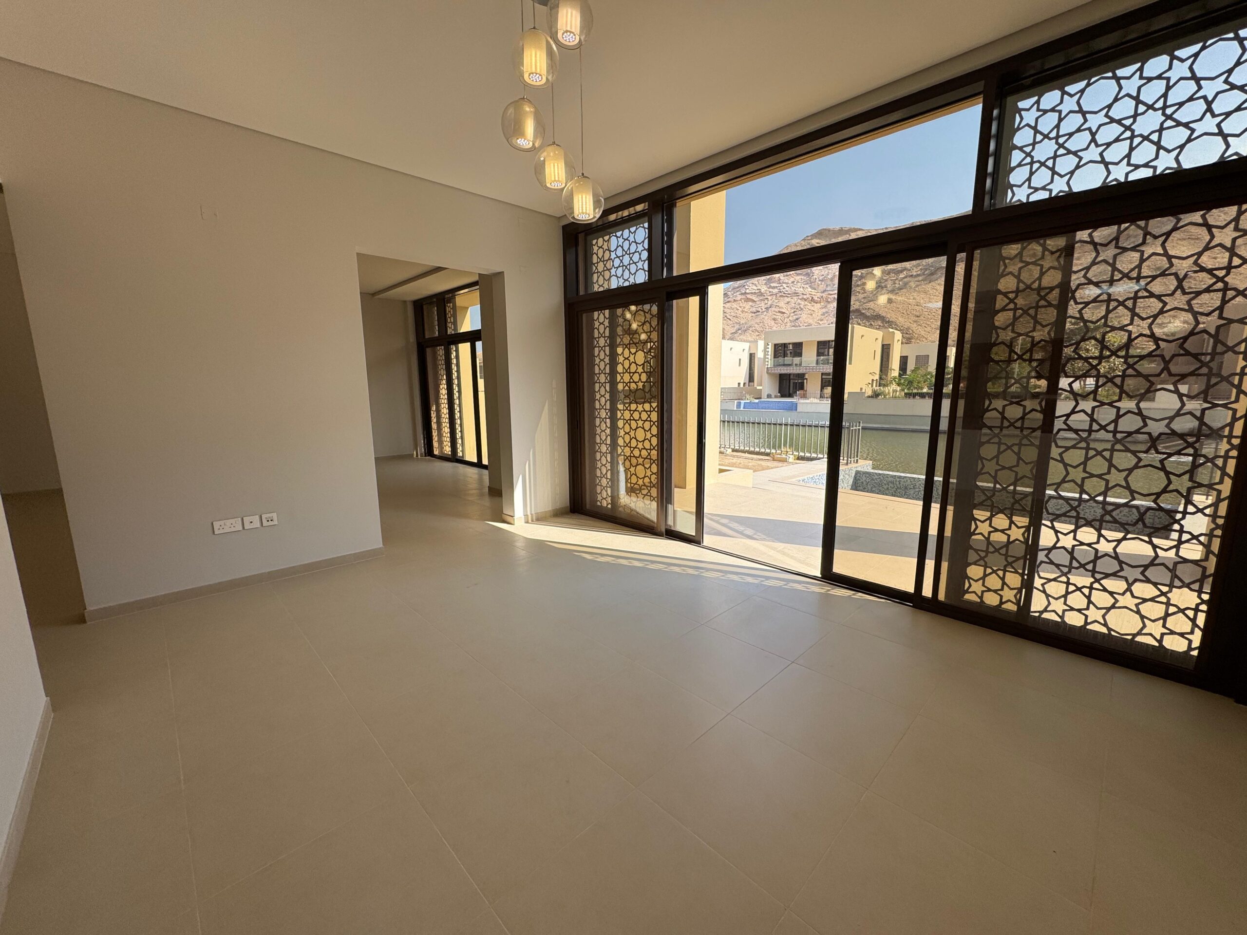 ویلای 3 خوابه برای فروش در مسکات بی | OMR 335,000 | Tamlik عمان thumbnail 3