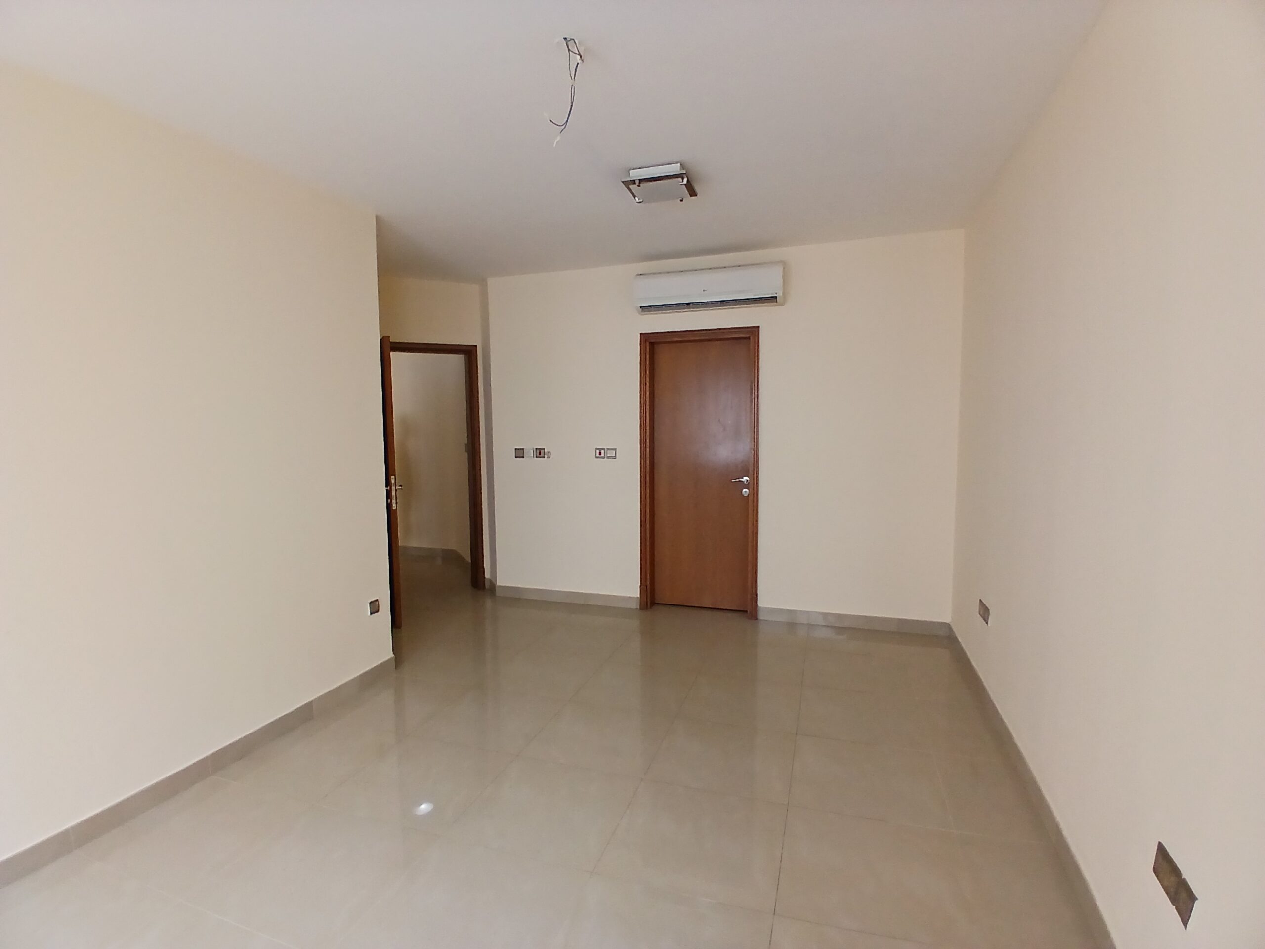 آپارتمان 2 خوابه اجاره‌ای در رووی | OMR 300/ماه | Tamlik Oman thumbnail 3