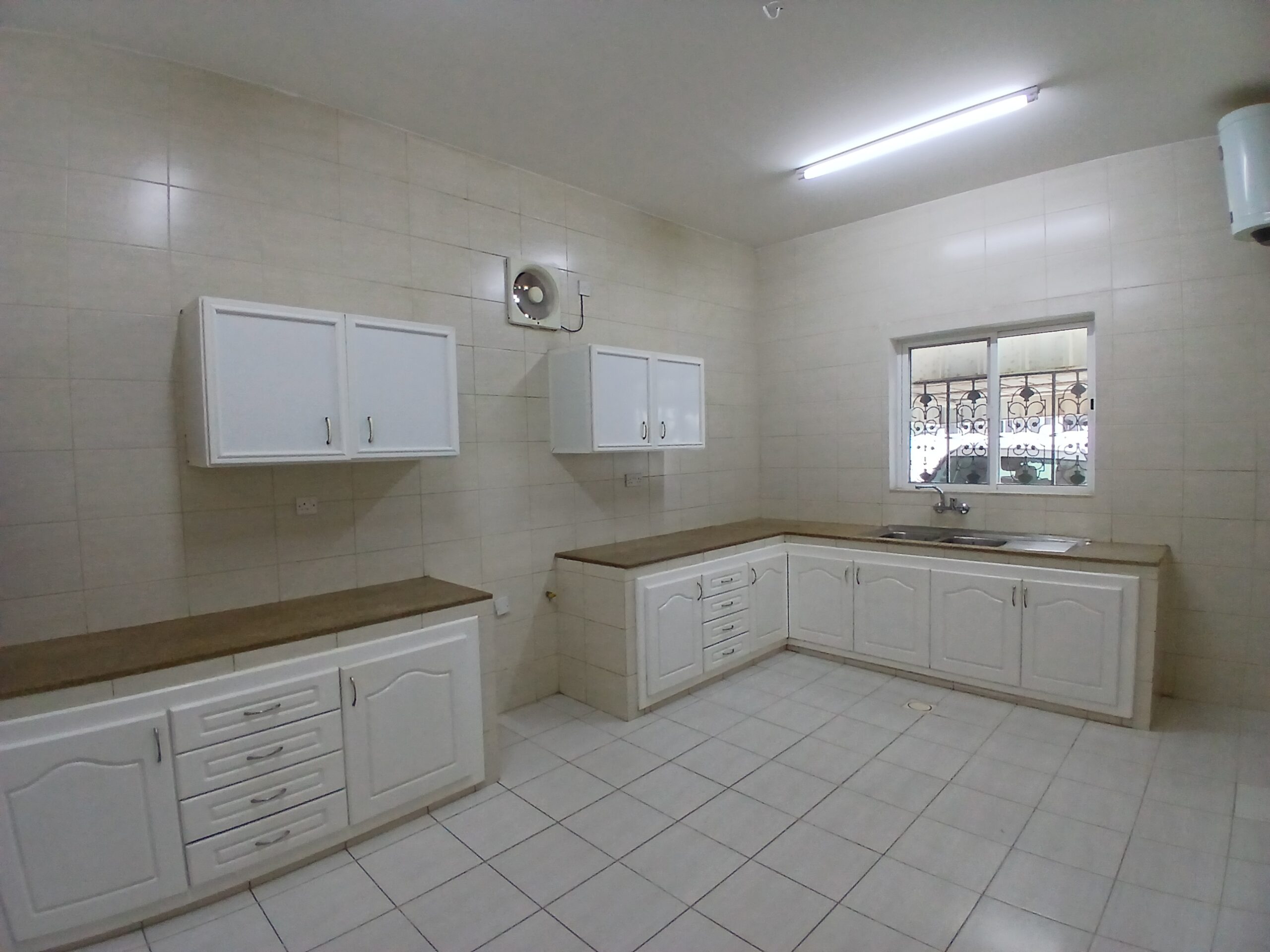 Azaiba 出租 3 臥室別墅 | 每月 OMR 800 | Tamlik Oman thumbnail 4