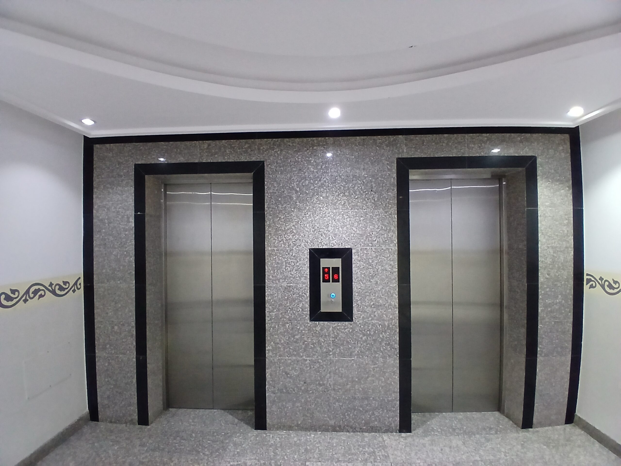 2-خوابه آپارتمان اجاره‌ای در الخویر | OMR 325/ماه | Tamlik Oman thumbnail 2